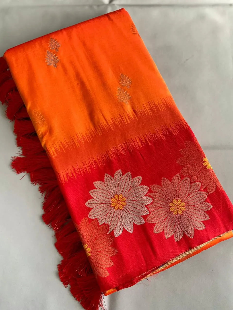 Soft Silk Floral Zari Weaving Saree