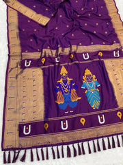Paithani Vitthala Pallu Muniya Border Saree