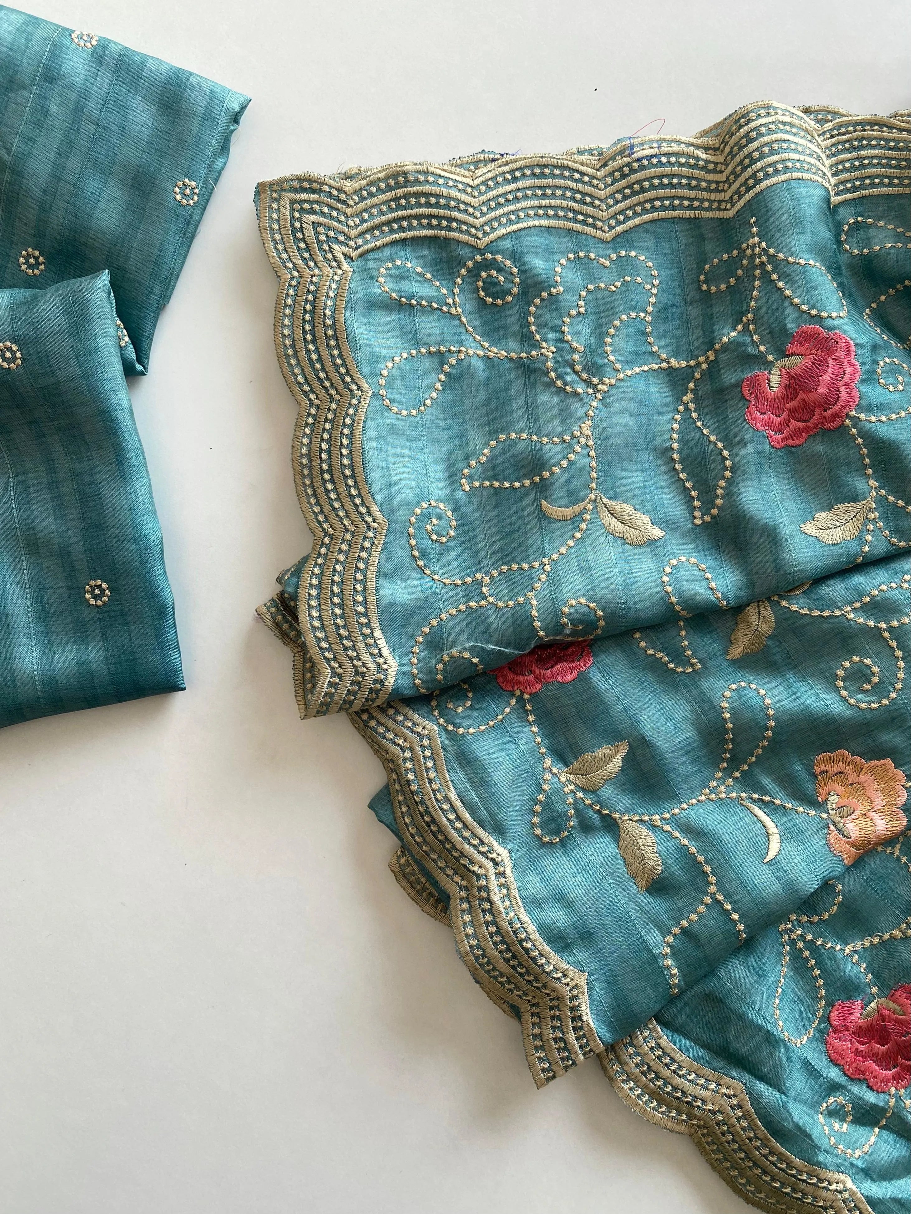 Tussar Silk Embroidery Jaal Floral Design Saree