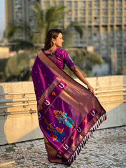 Paithani Vitthala Pallu Muniya Border Saree