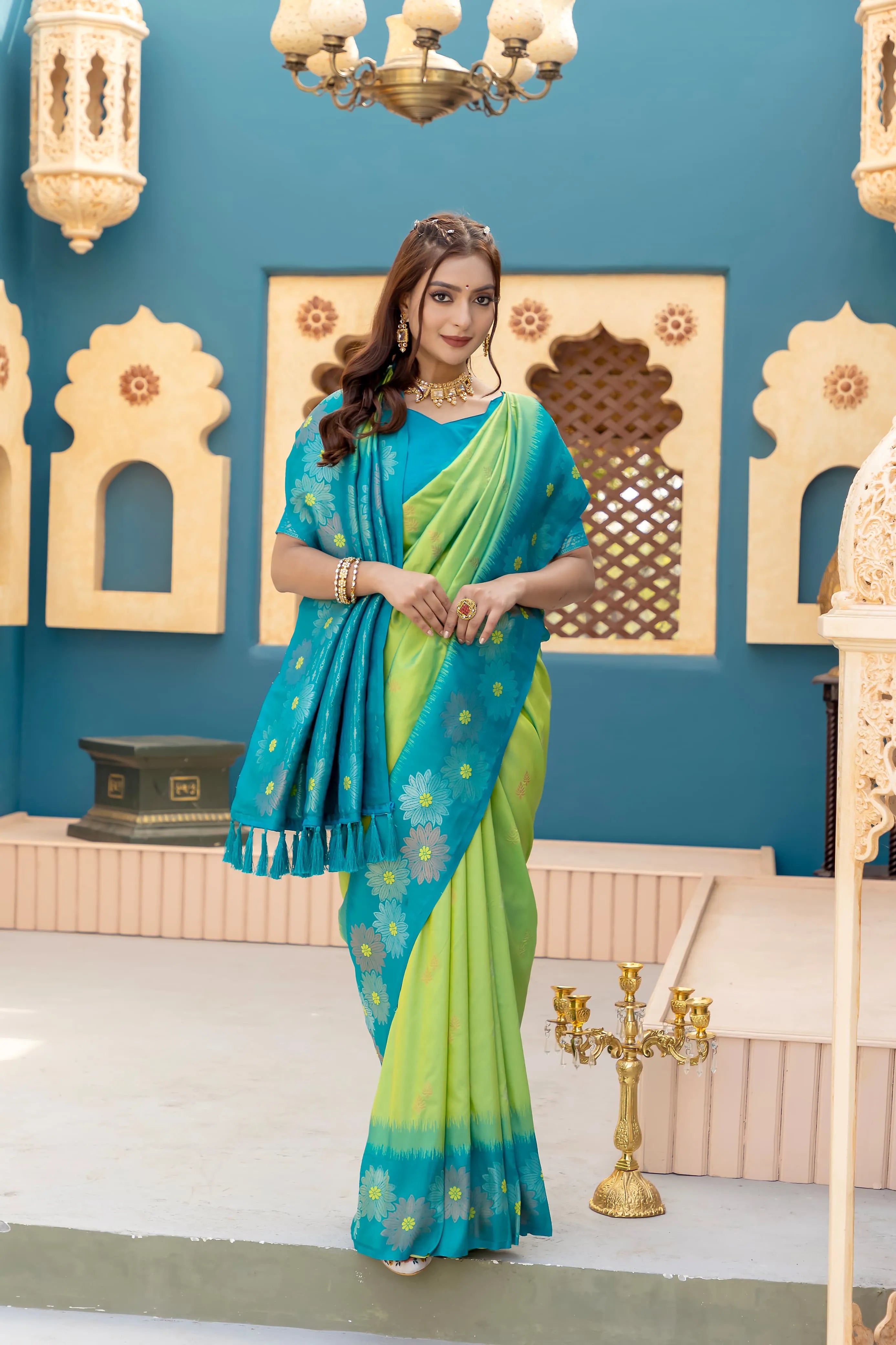Soft Silk Floral Zari Weaving Saree