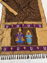 Paithani Vitthala Pallu Muniya Border Saree