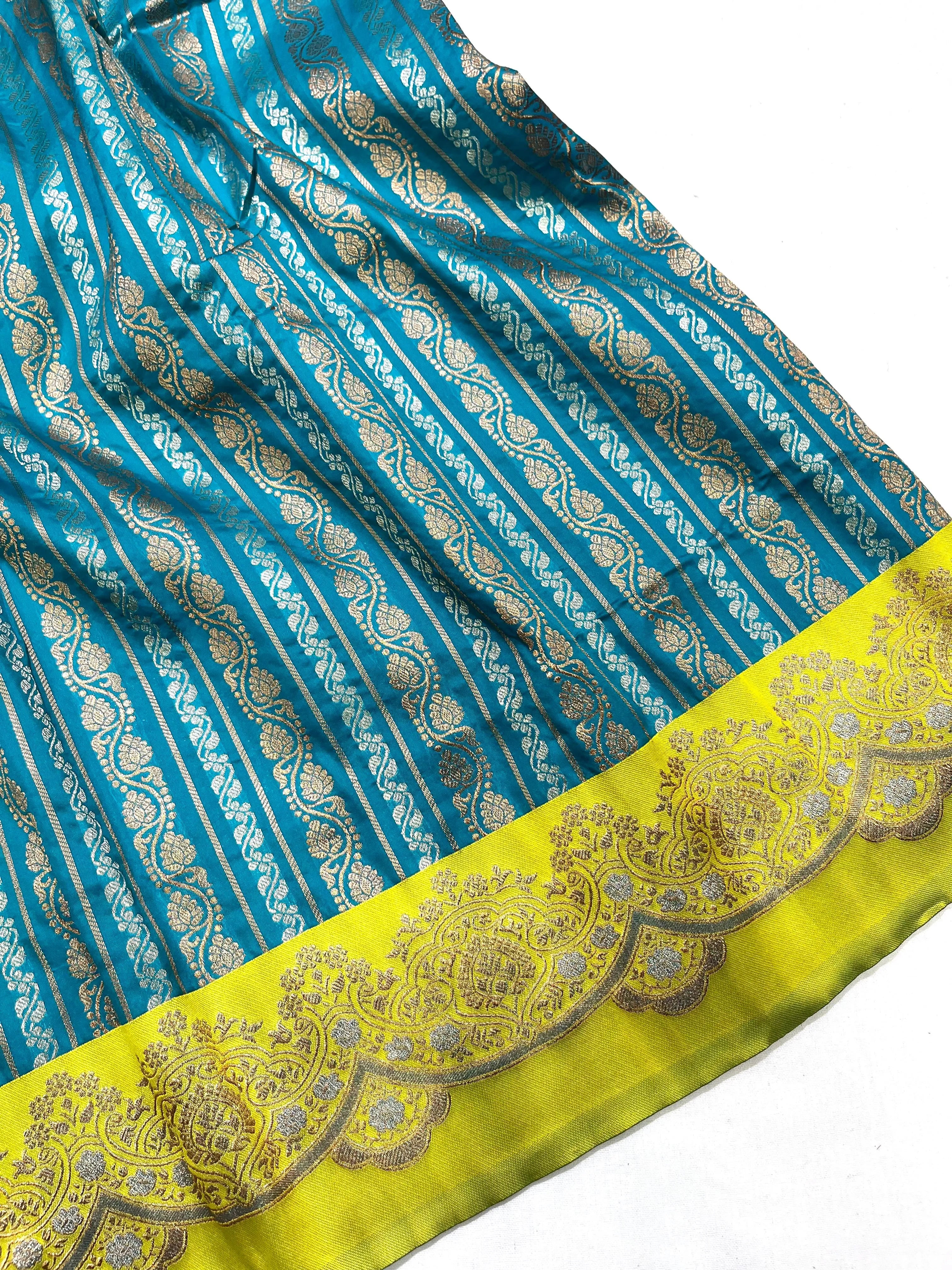 Best Sellling Soft Silk Contrast Border Zari Woven Saree (Product Code: AS-709)