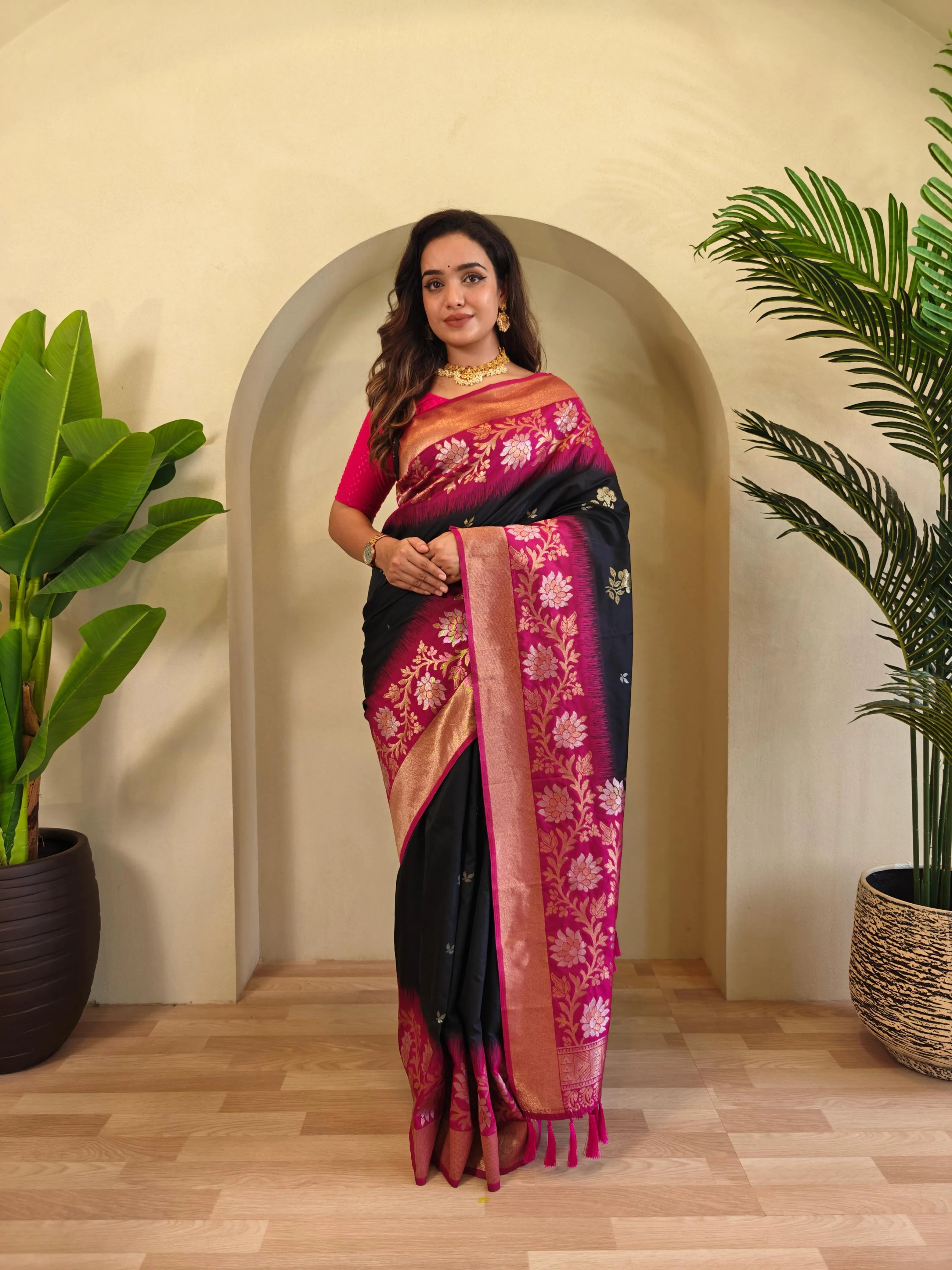 Dual Tone Contrast Pallu Designer Saree