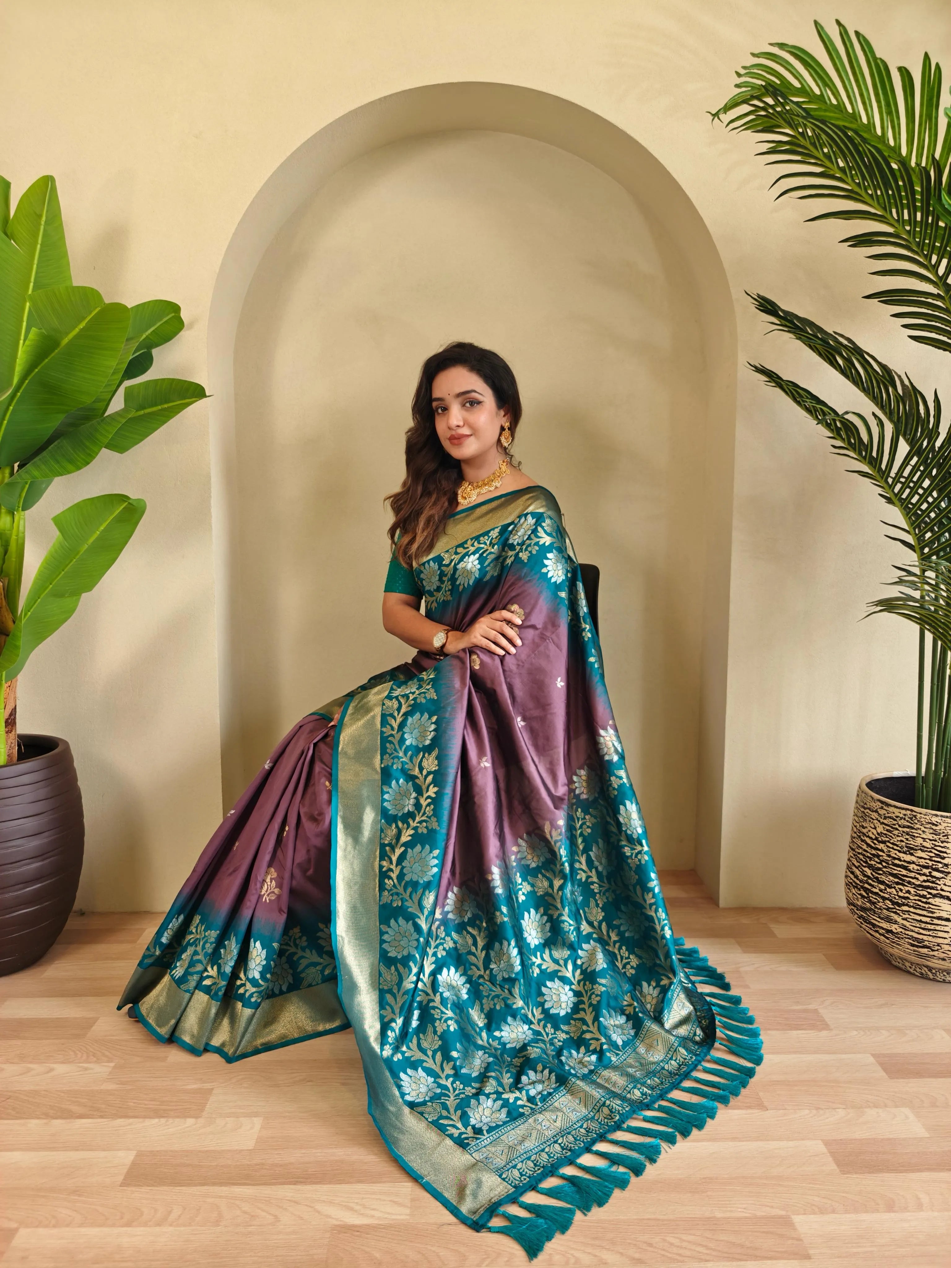 Dual Tone Contrast Pallu Designer Saree