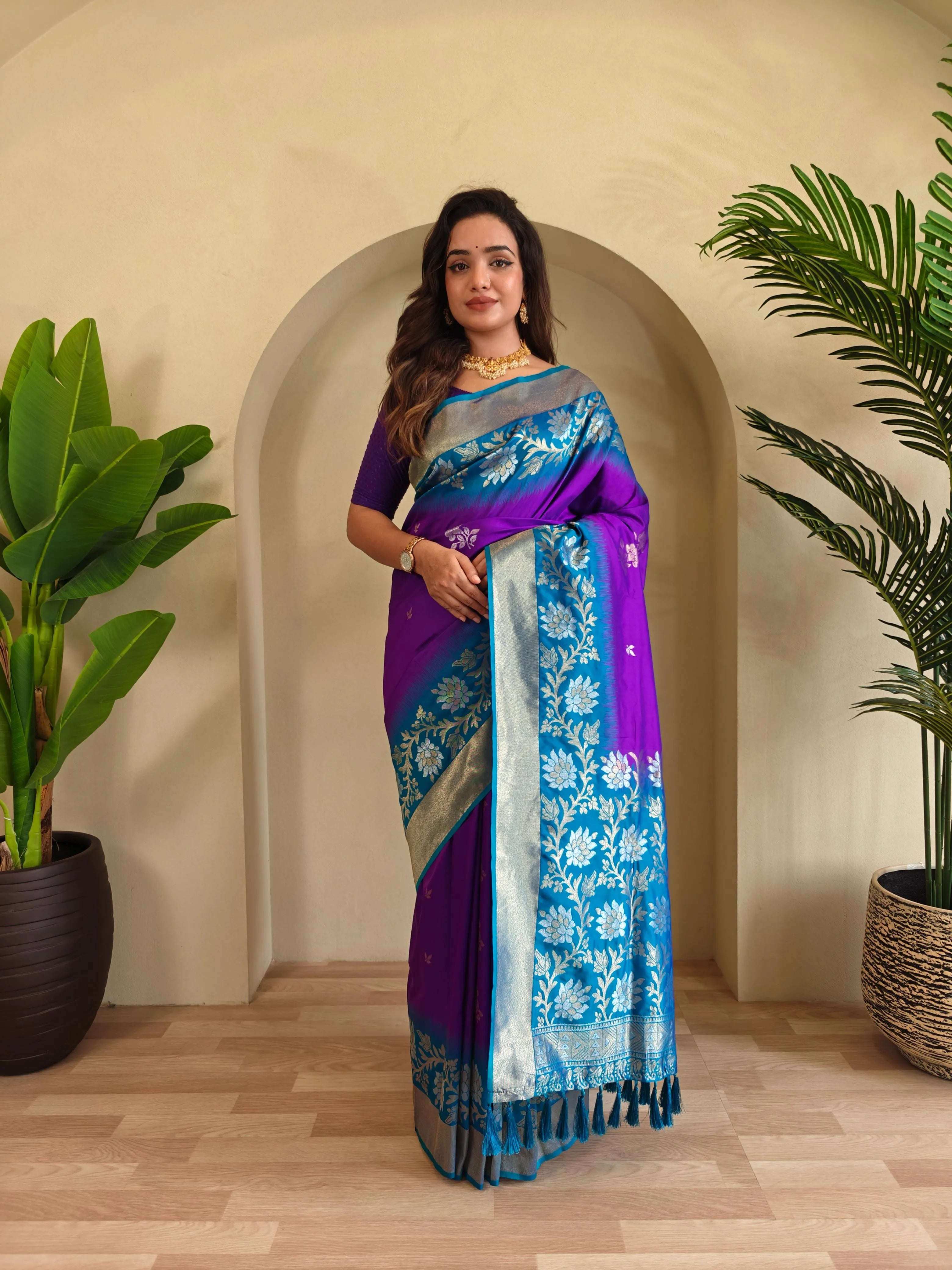 Dual Tone Contrast Pallu Designer Saree