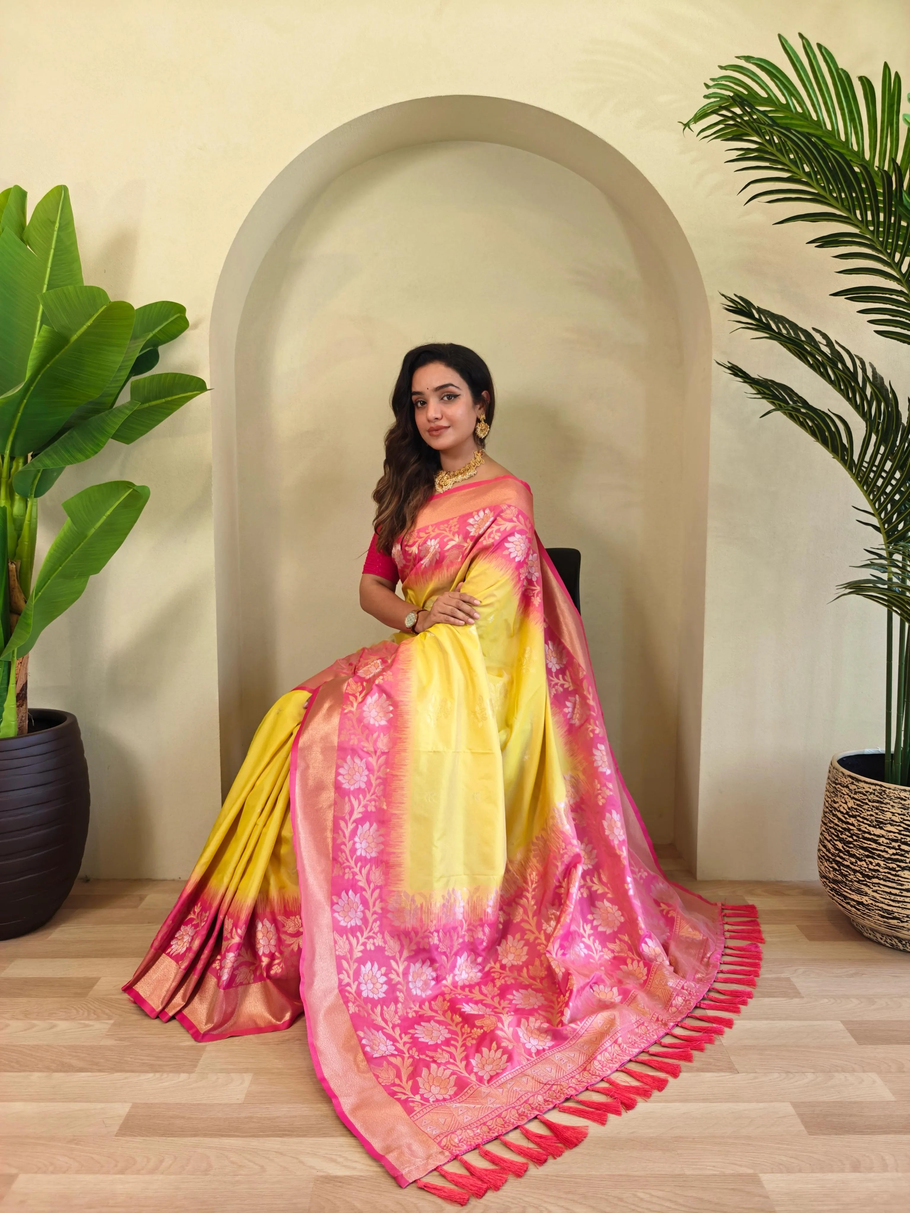 Dual Tone Contrast Pallu Designer Saree