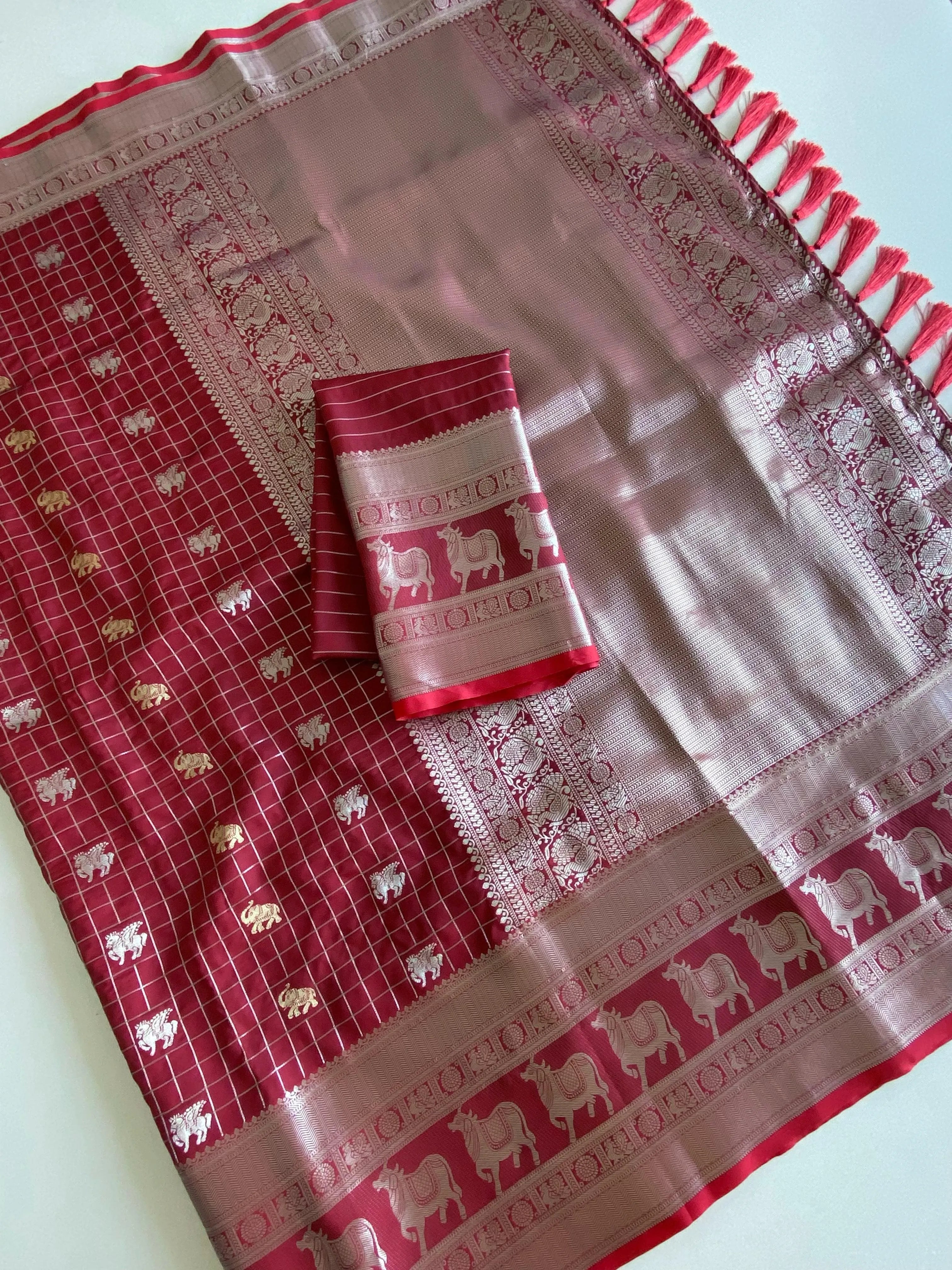 Soft Silk Elephant & Unicorn Motif Pichwai Saree