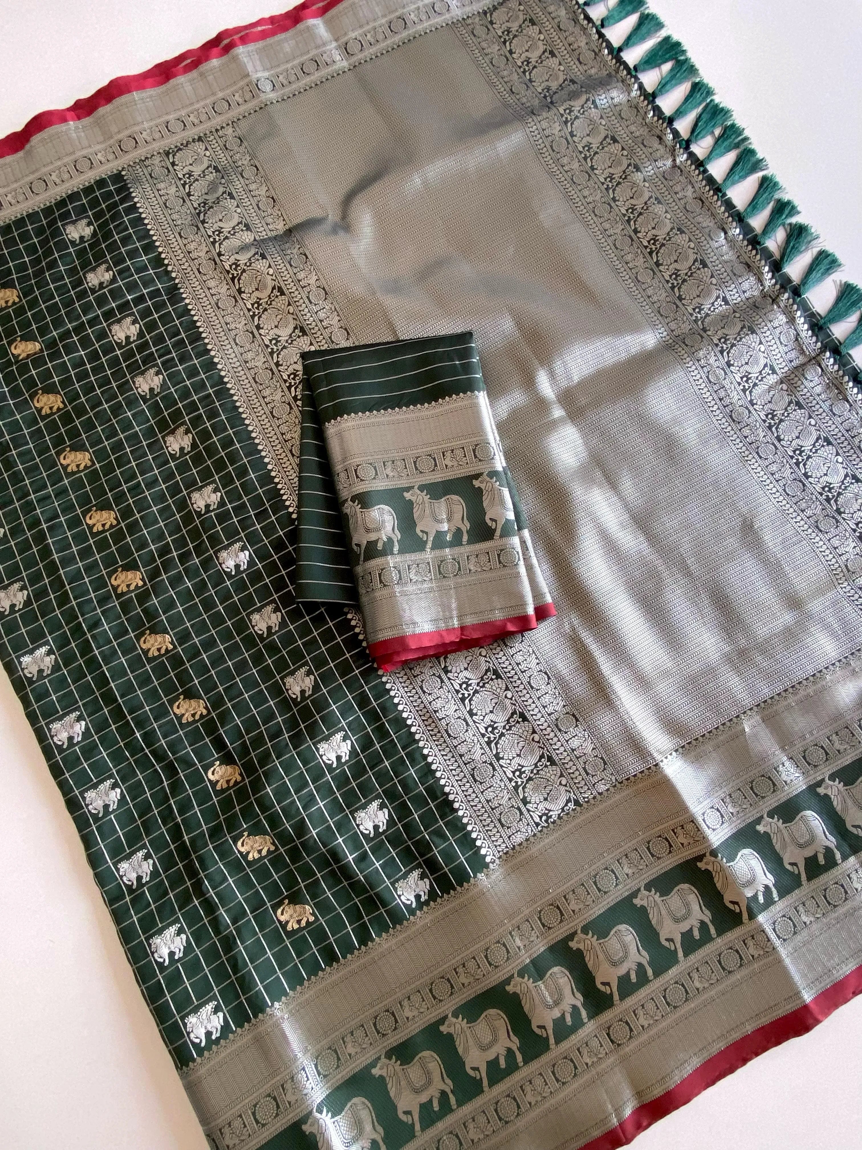 Soft Silk Elephant & Unicorn Motif Pichwai Saree