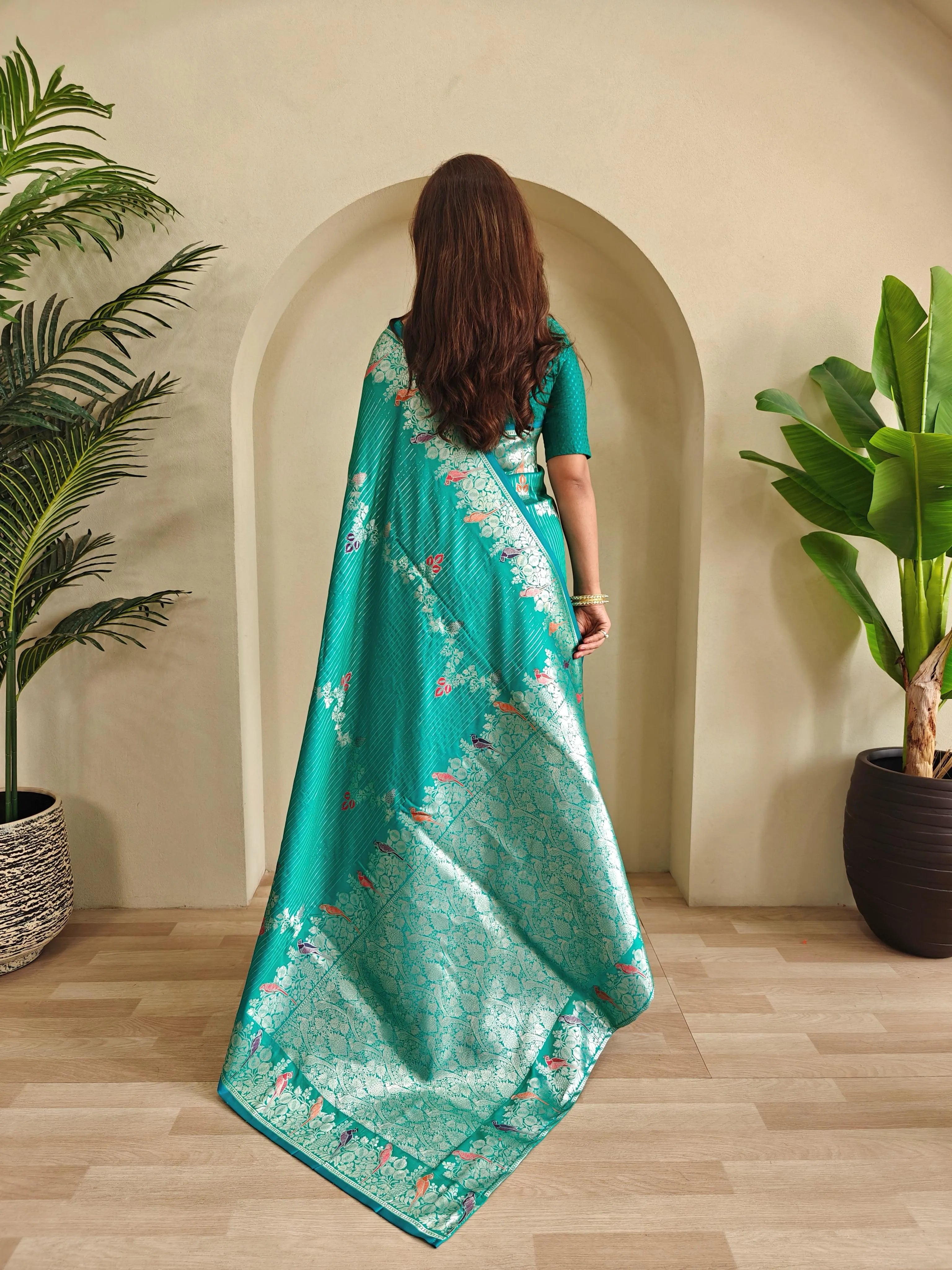 Banarasi Mushro Satin Silk Zari Banarasi Weaving Saree