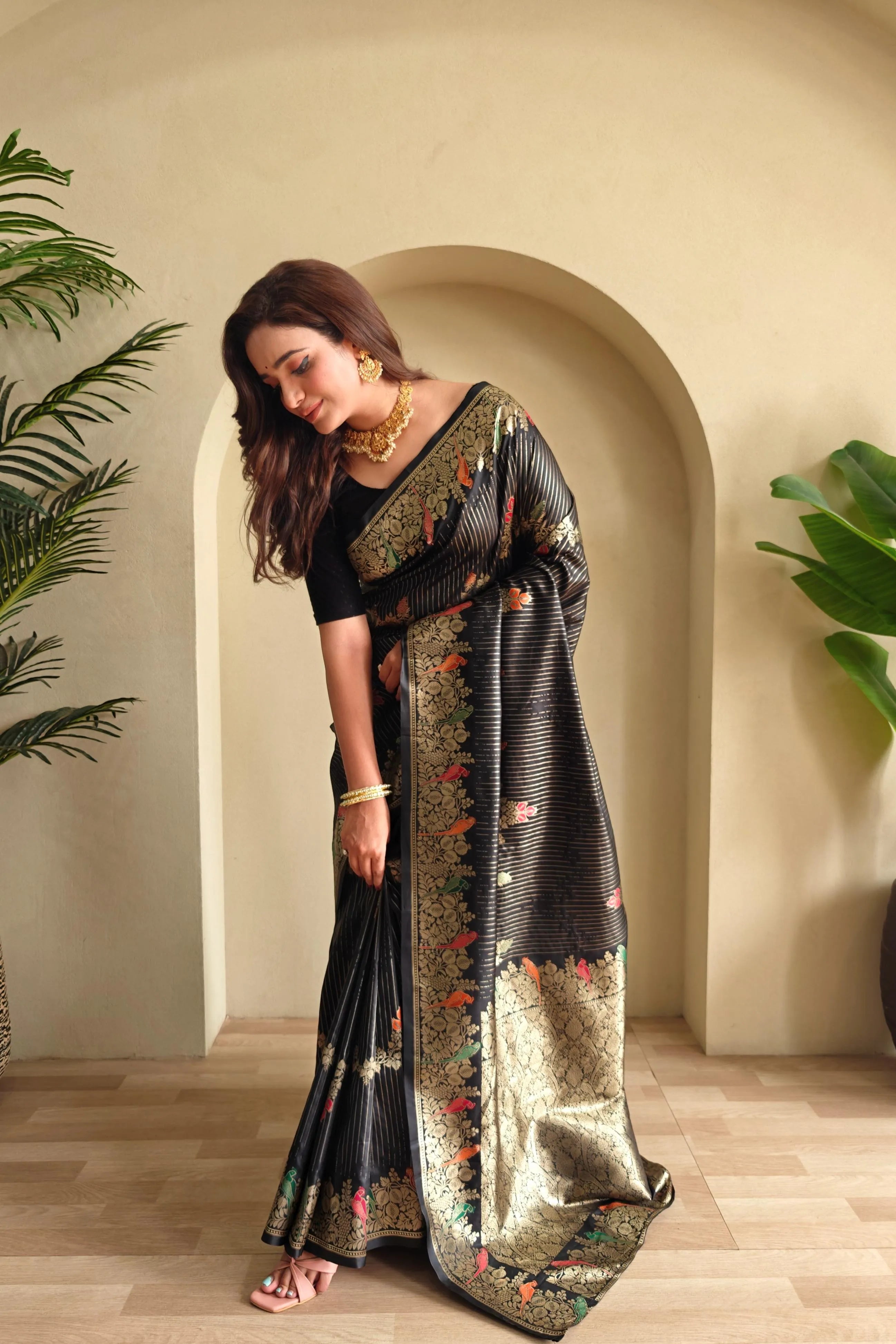 Banarasi Mushro Satin Silk Zari Banarasi Weaving Saree