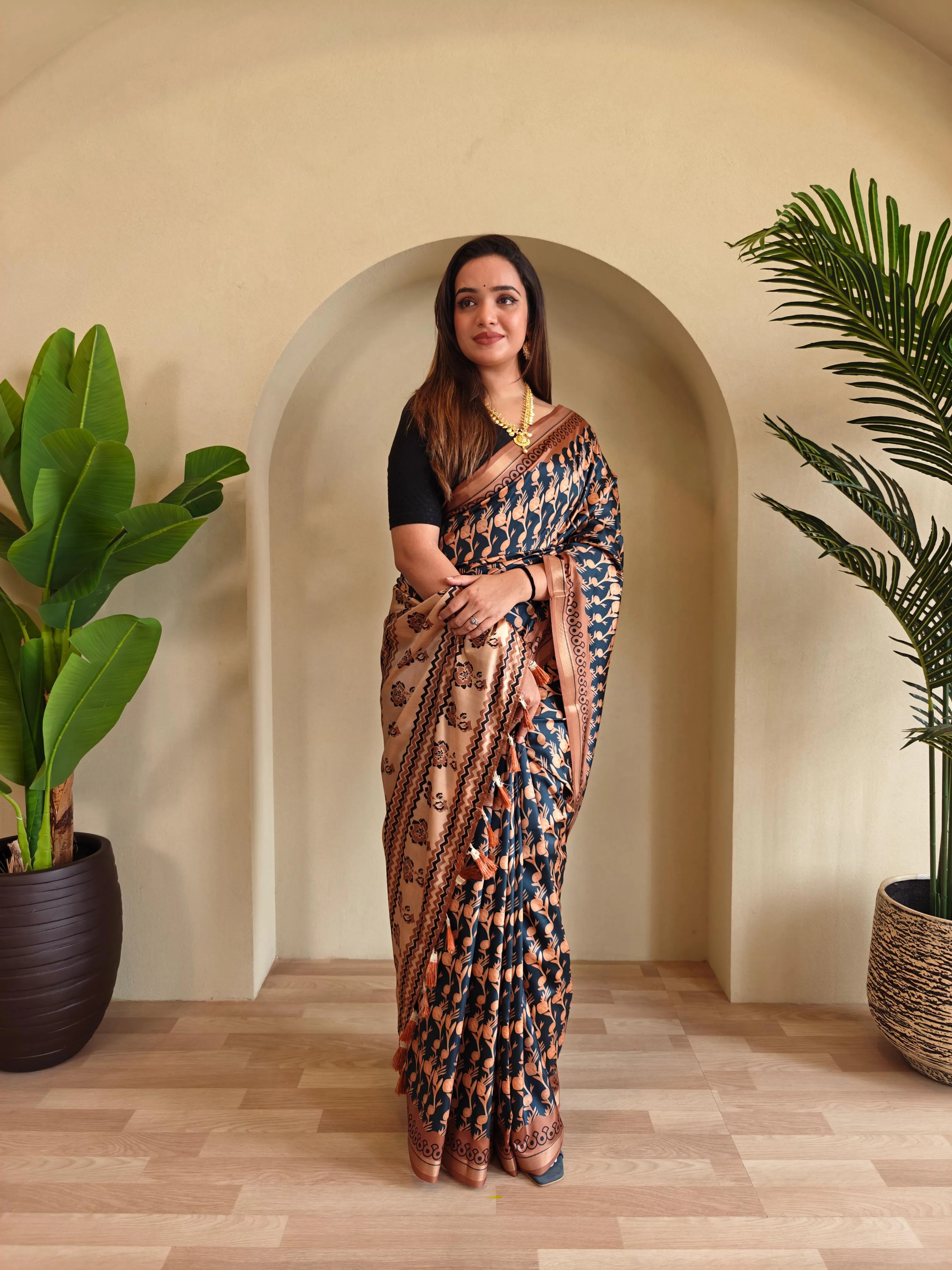 Dola Viscose Digital Printed Kalamkari Saree