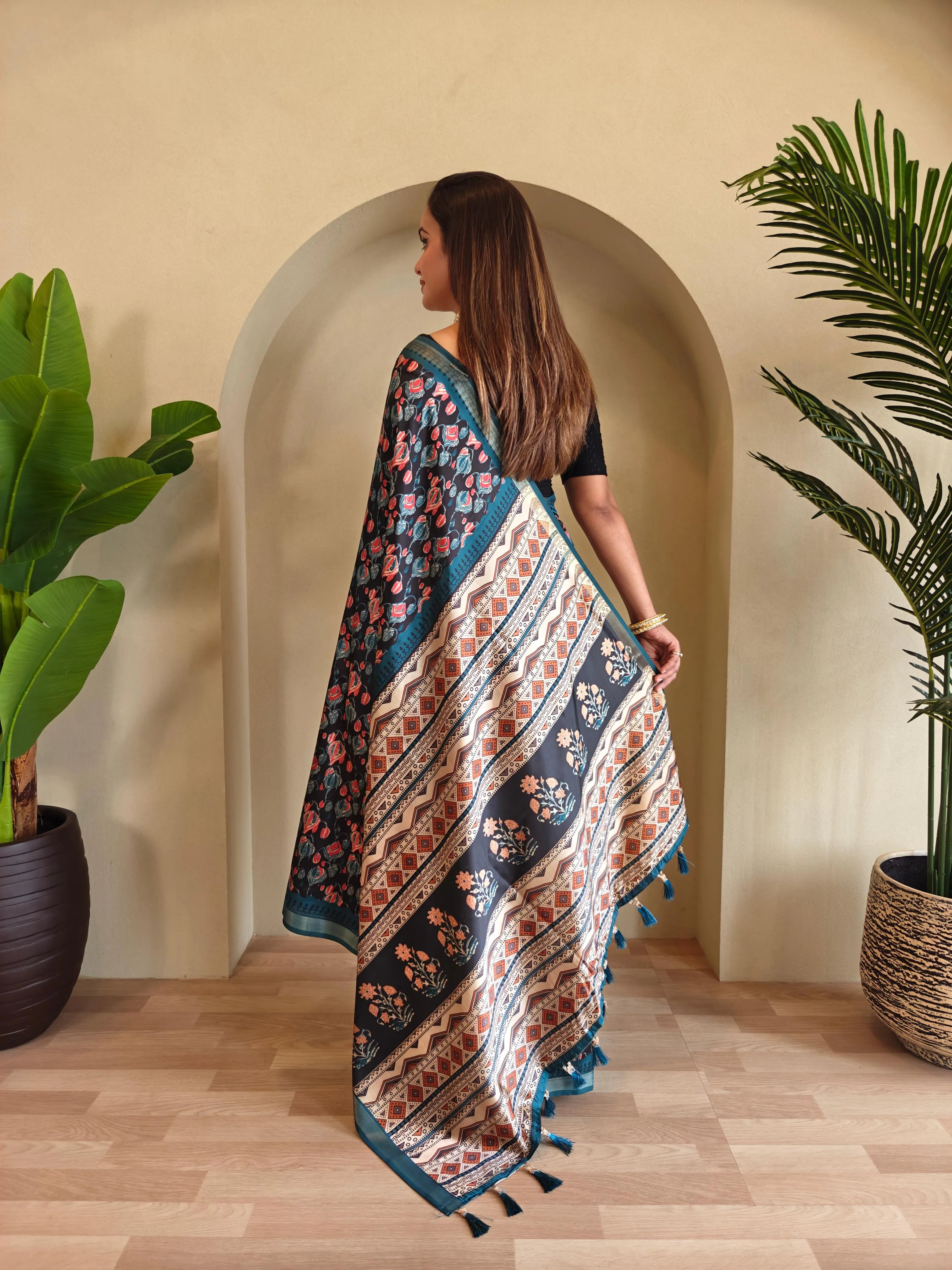 Dola Viscose Digital Printed Kalamkari Saree
