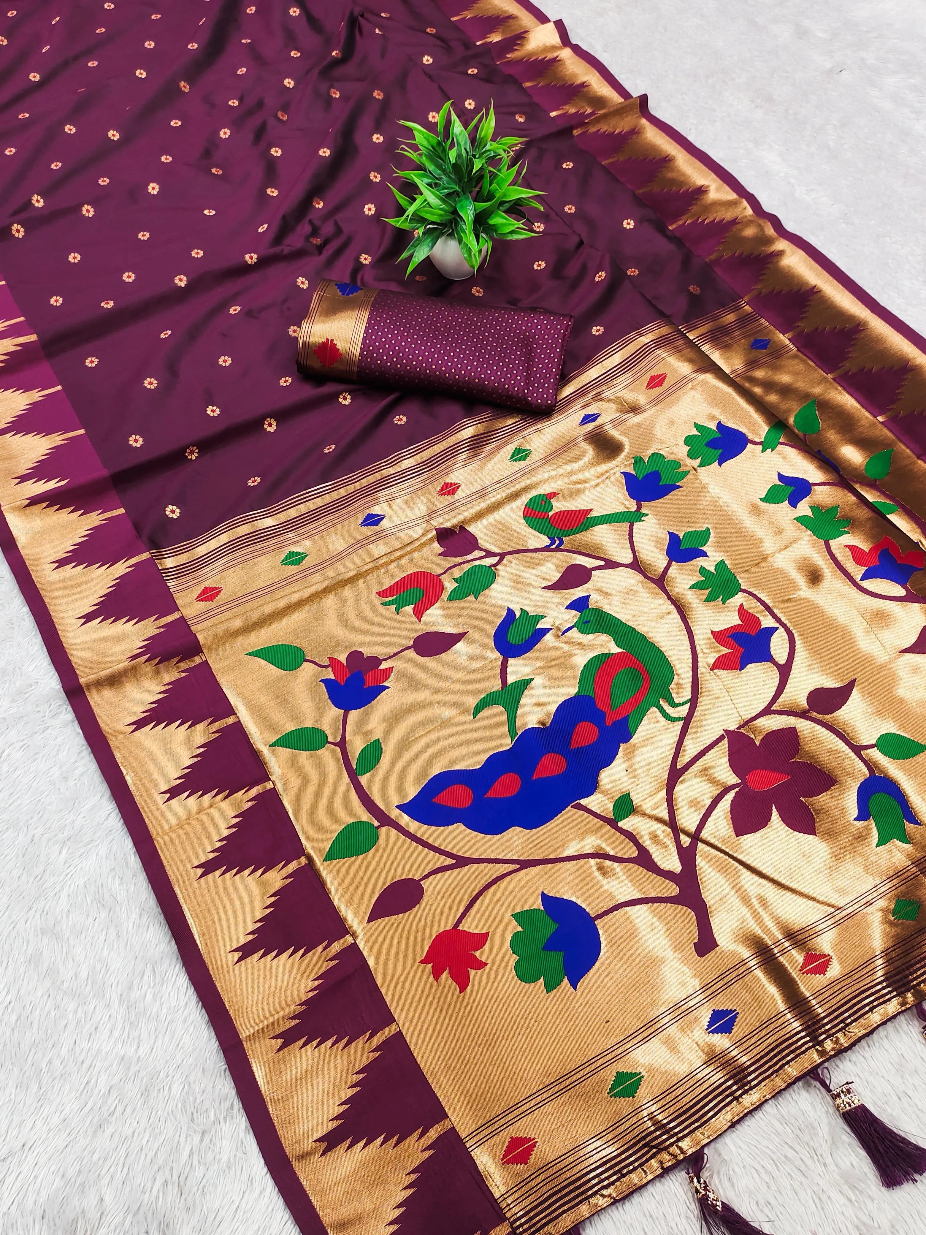 Soft Silk Designer Temple Paithani Saree