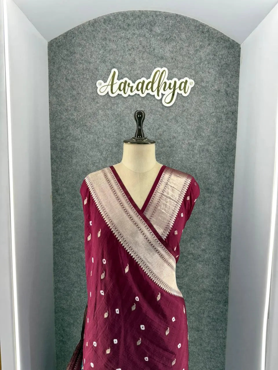 Viscose Raw Silk Bandhej Printed Paithani Saree