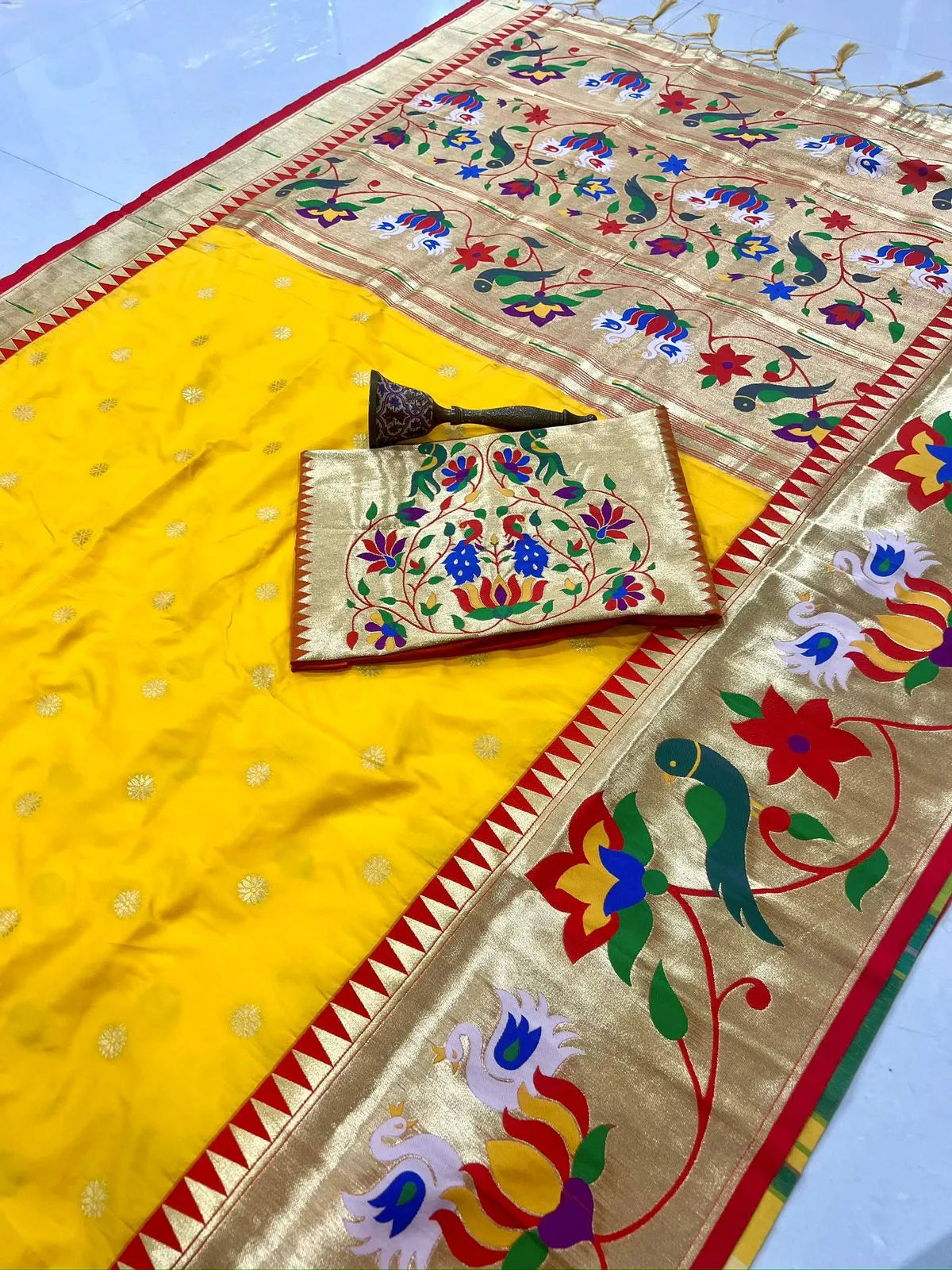 Authentic Paithani Sarees – Marathi Parampara