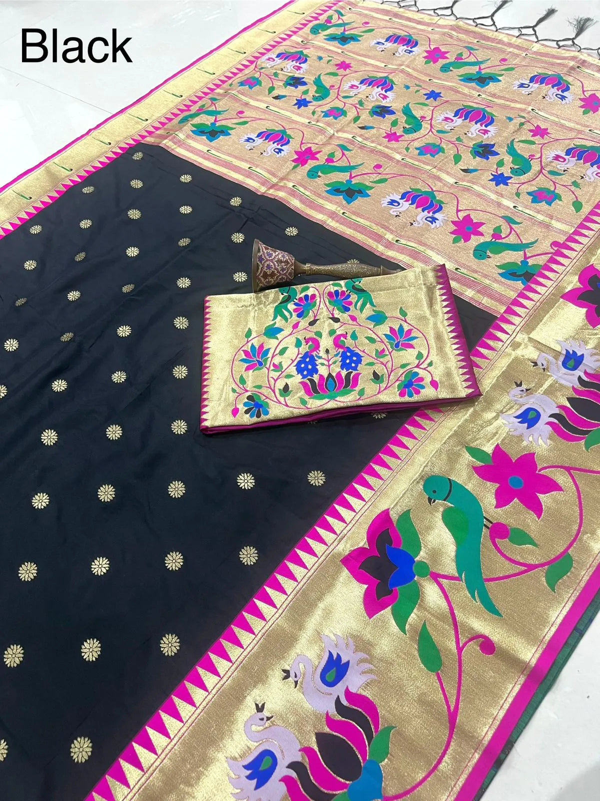 Authentic Paithani Sarees – Marathi Parampara