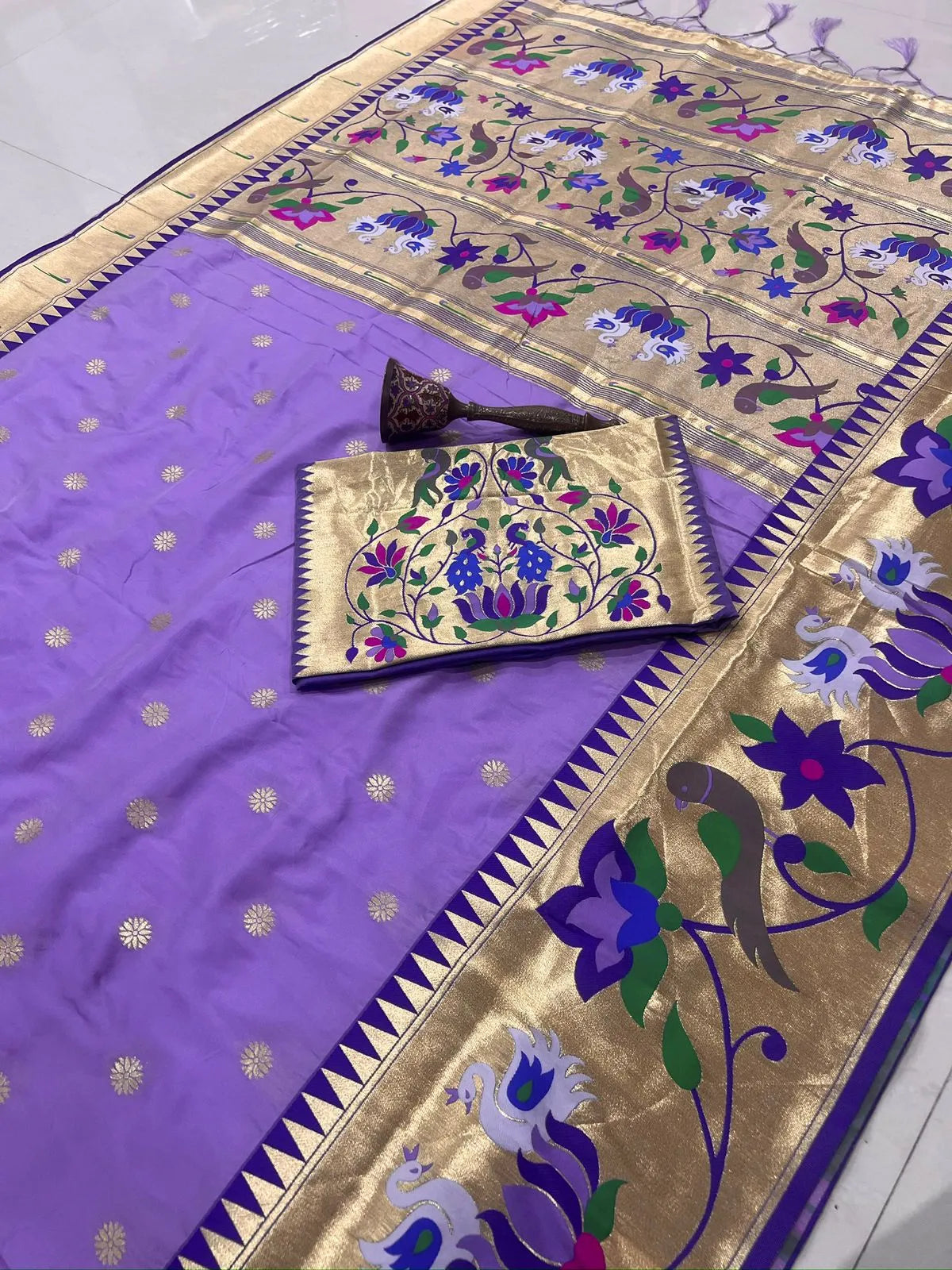 Authentic Paithani Sarees – Marathi Parampara