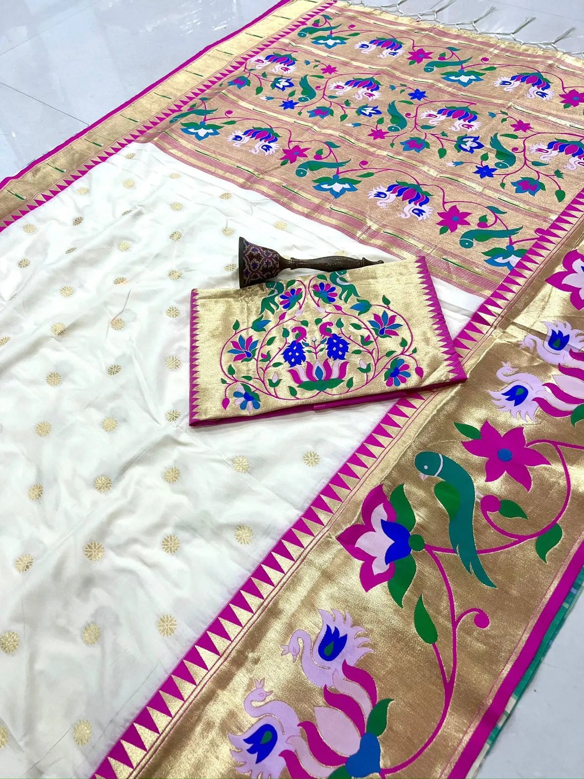 Authentic Paithani Sarees – Marathi Parampara