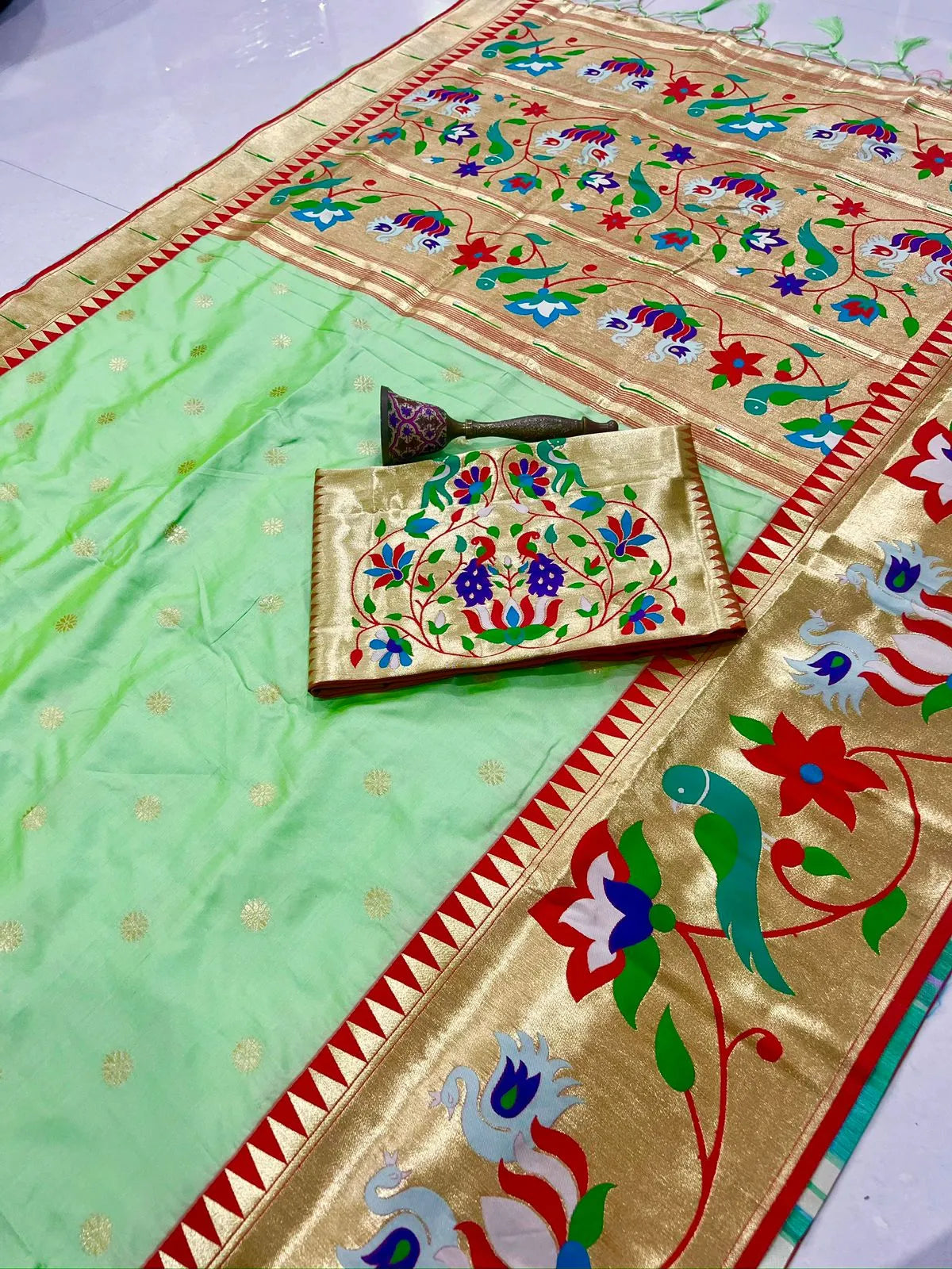 Authentic Paithani Sarees – Marathi Parampara