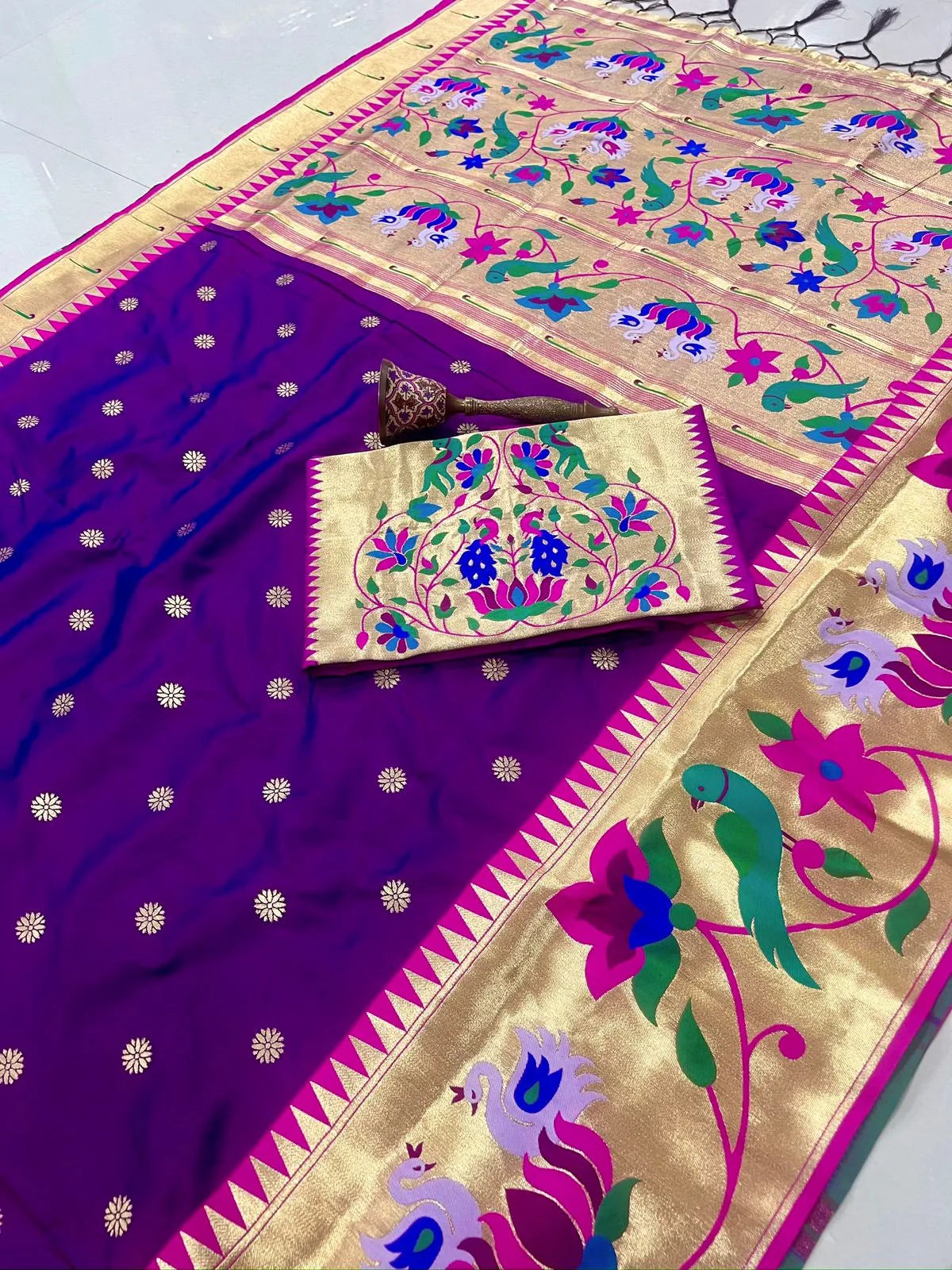 Authentic Paithani Sarees – Marathi Parampara