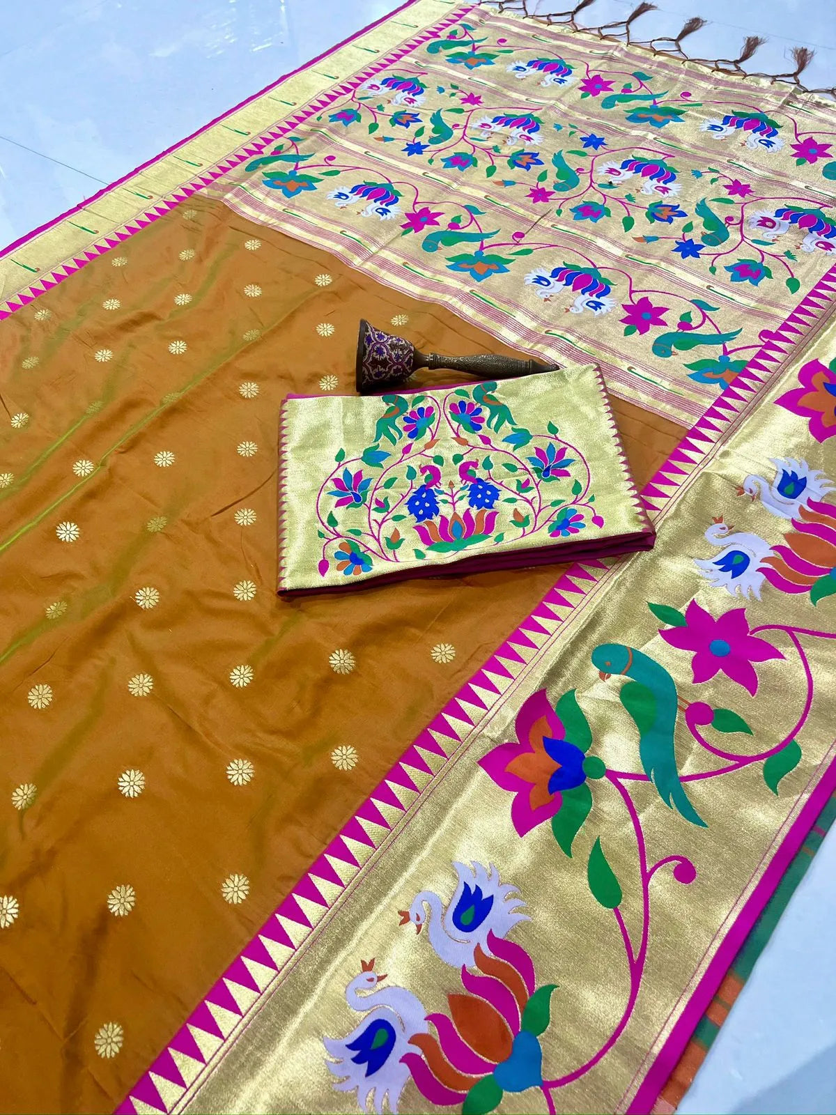 Authentic Paithani Sarees – Marathi Parampara
