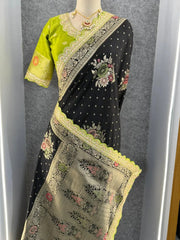 Dolla Silk Embroidery Work Lace Banarasi Saree