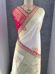 Dolla Silk Embroidery Work Lace Banarasi Saree