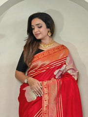 Munga Soft Silk 3D Flower Masterpiece Saree