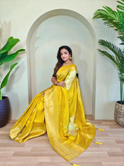 Munga Soft Silk 3D Flower Masterpiece Saree