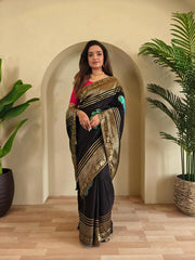 Munga Soft Silk 3D Flower Masterpiece Saree
