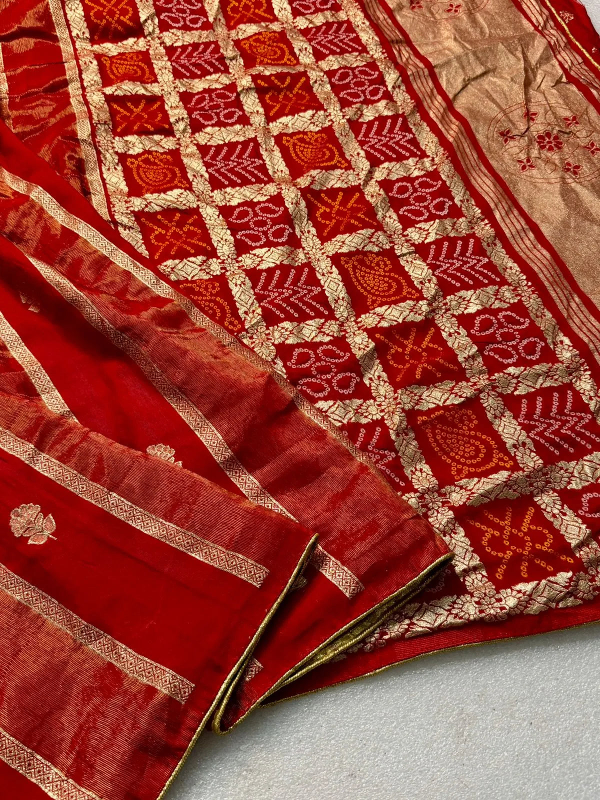 Premium Dola Silk Lagdi Patta Saree