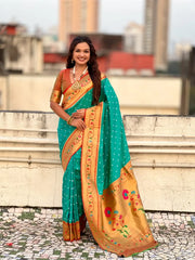 Trending Bandhani Paithani Weaving Saree