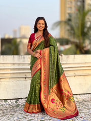 Trending Bandhani Paithani Weaving Saree