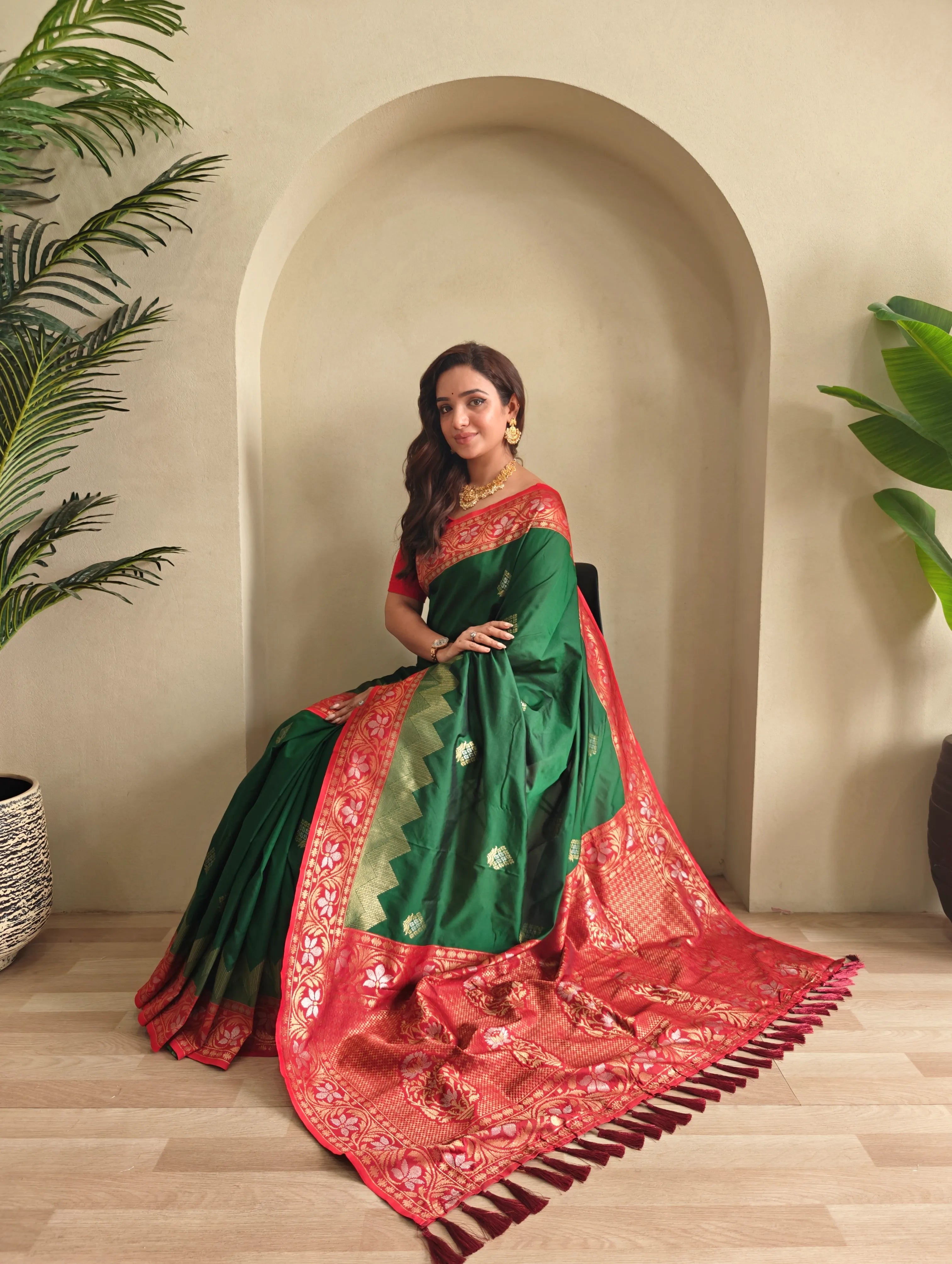 Dual Tone Designer Banarasi Soft Silk Saree