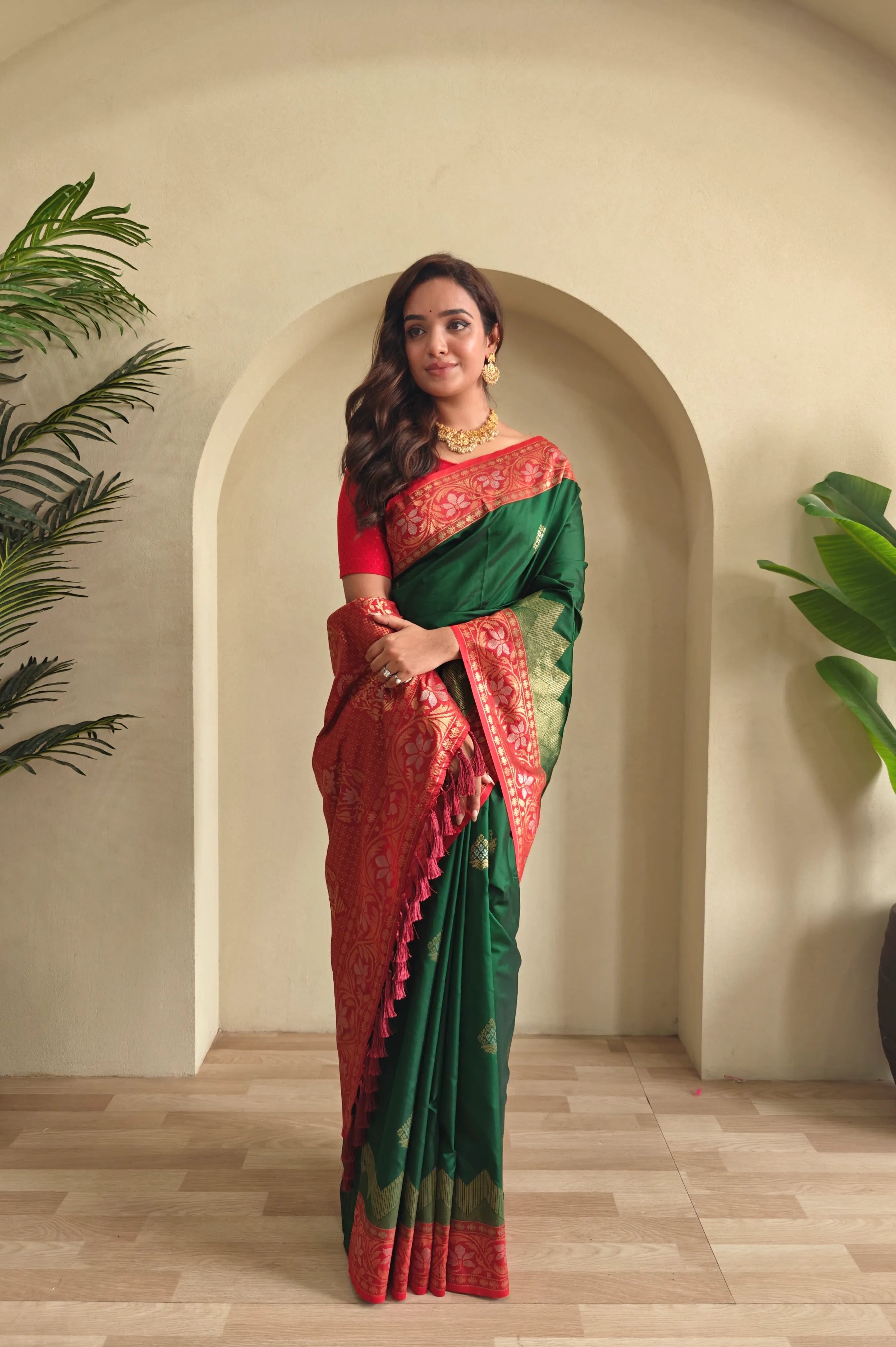 Dual Tone Designer Banarasi Soft Silk Saree