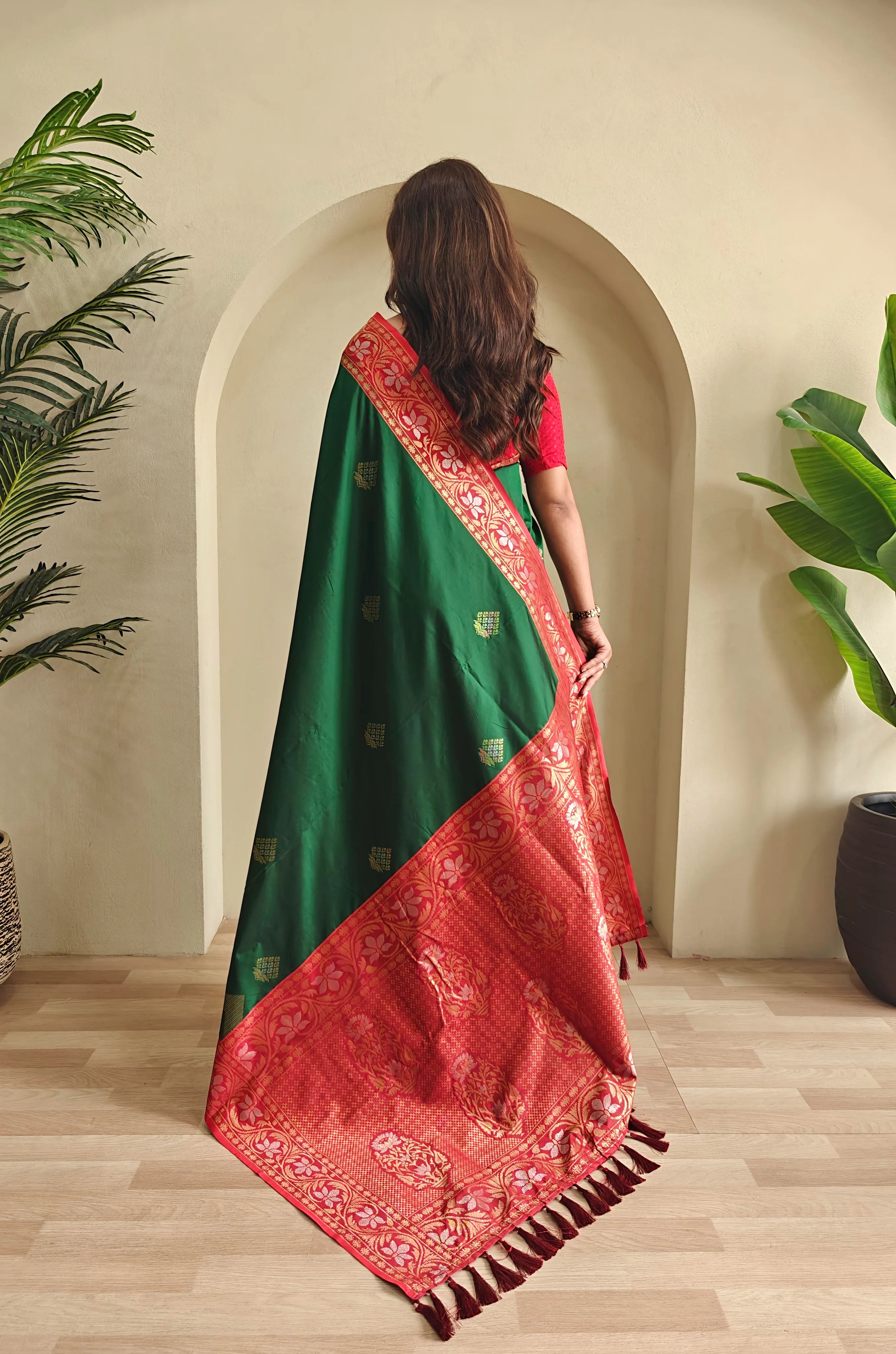 Dual Tone Designer Banarasi Soft Silk Saree