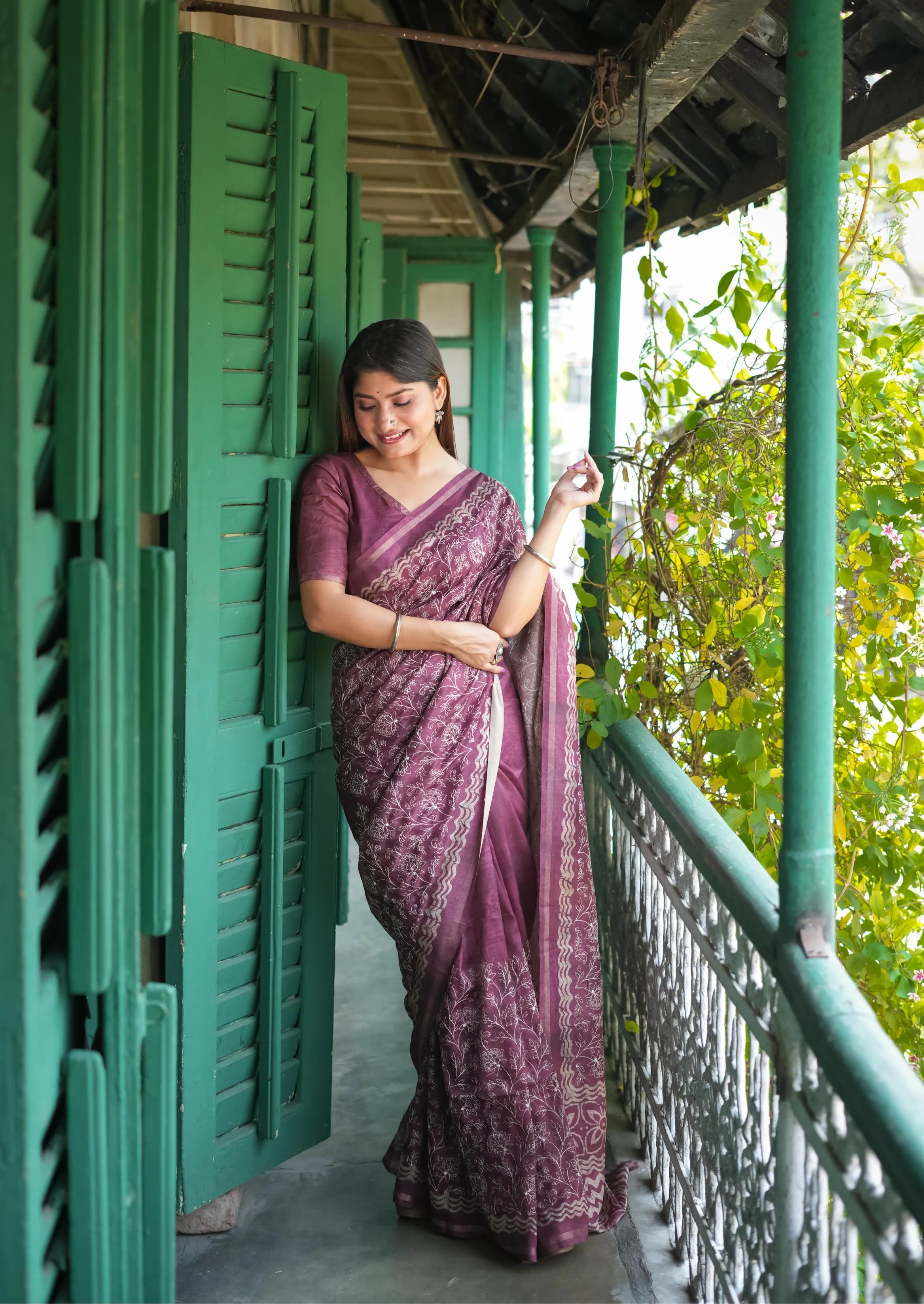 Tussar Silk Batik Printed Embroidery Work Saree