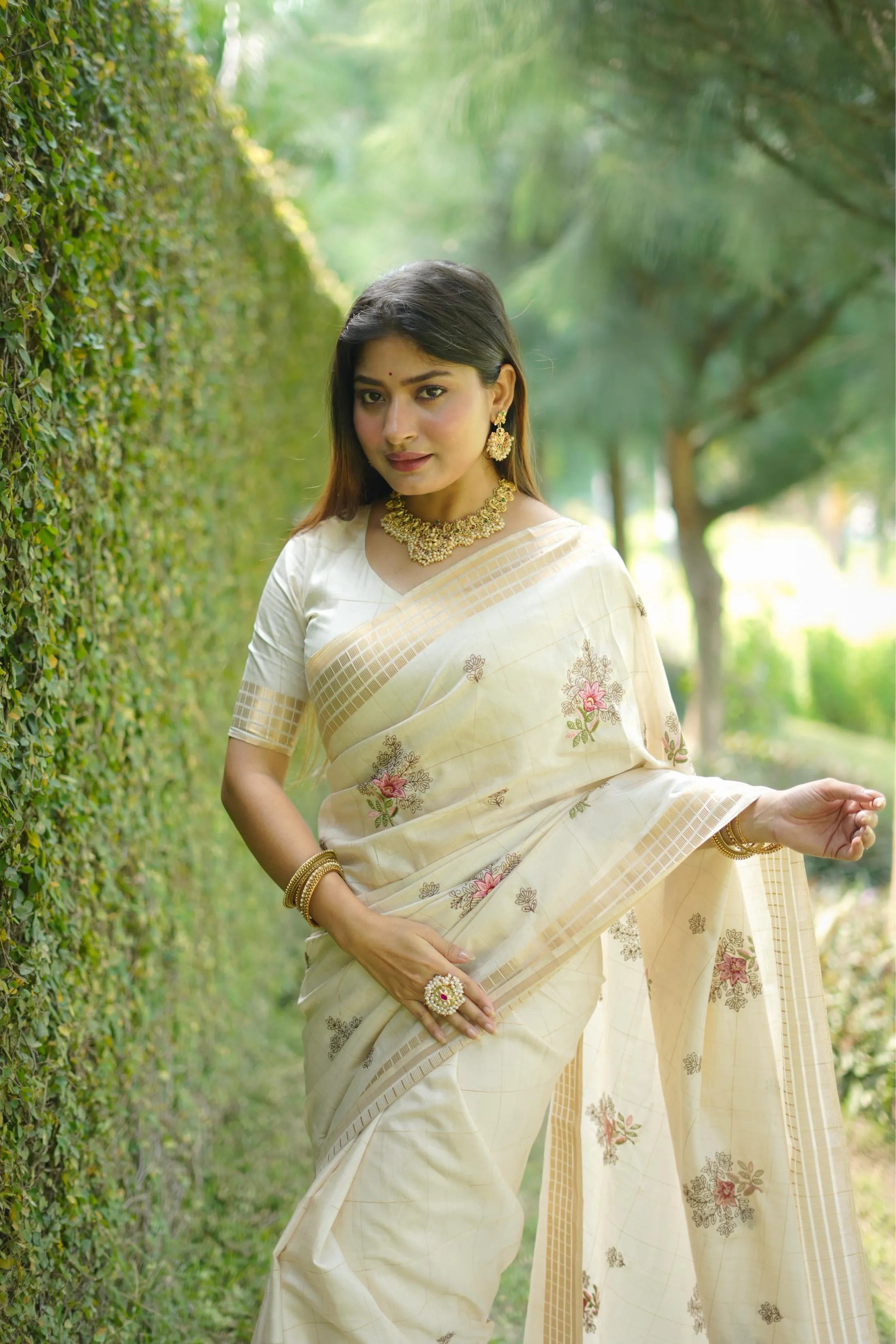 Soft Cotton Embroidered Kantha Work Saree