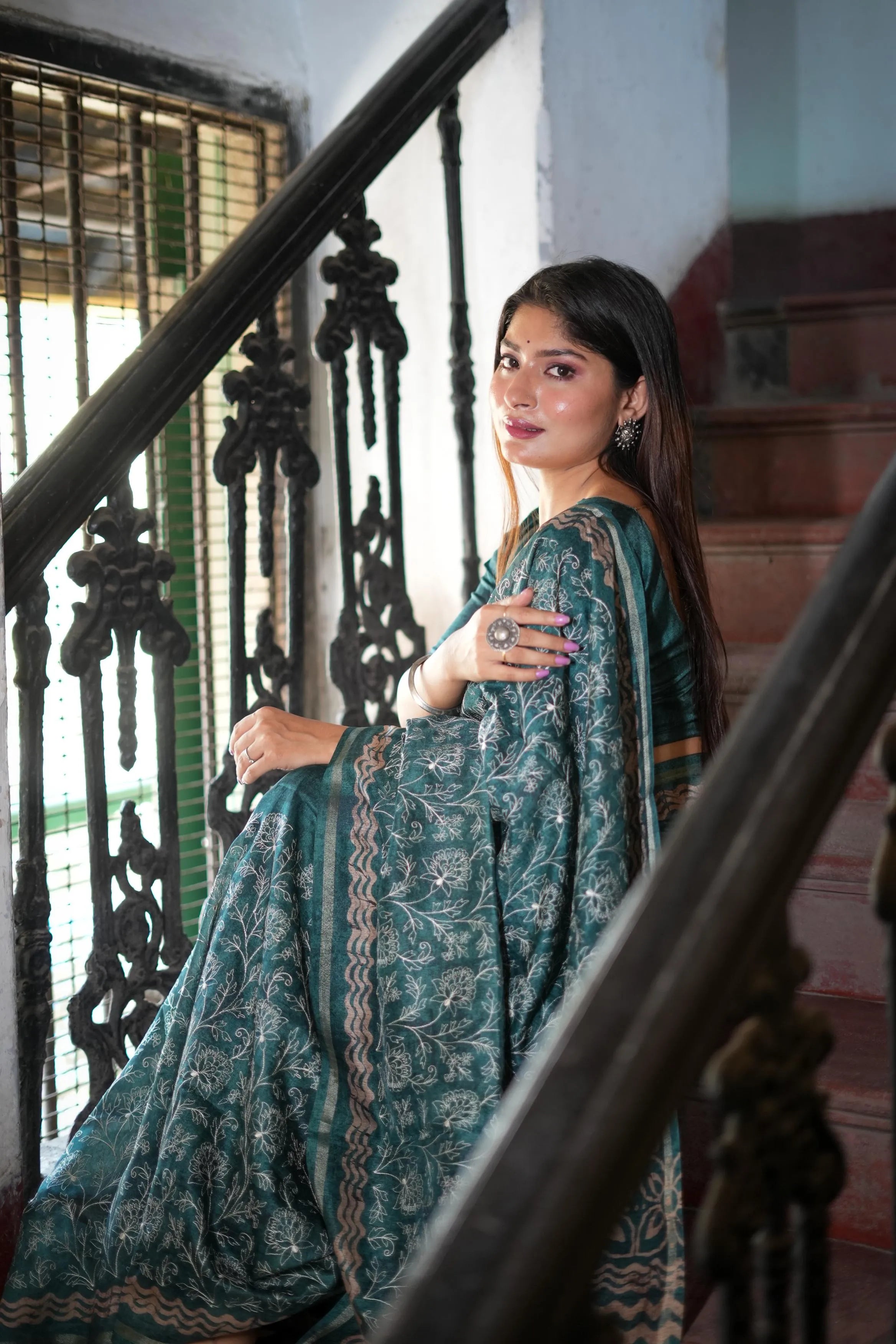 Tussar Silk Batik Printed Embroidery Work Saree