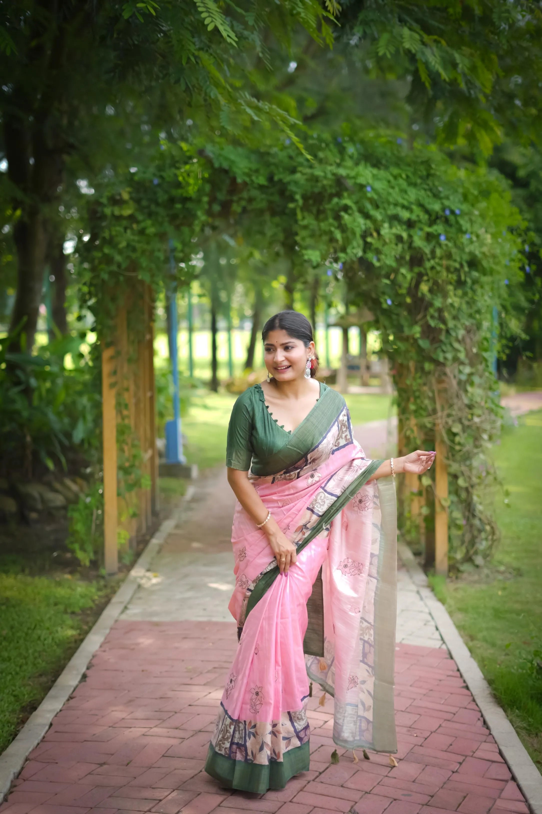 Soft Tussar Silk Embroidery Flower Work Saree