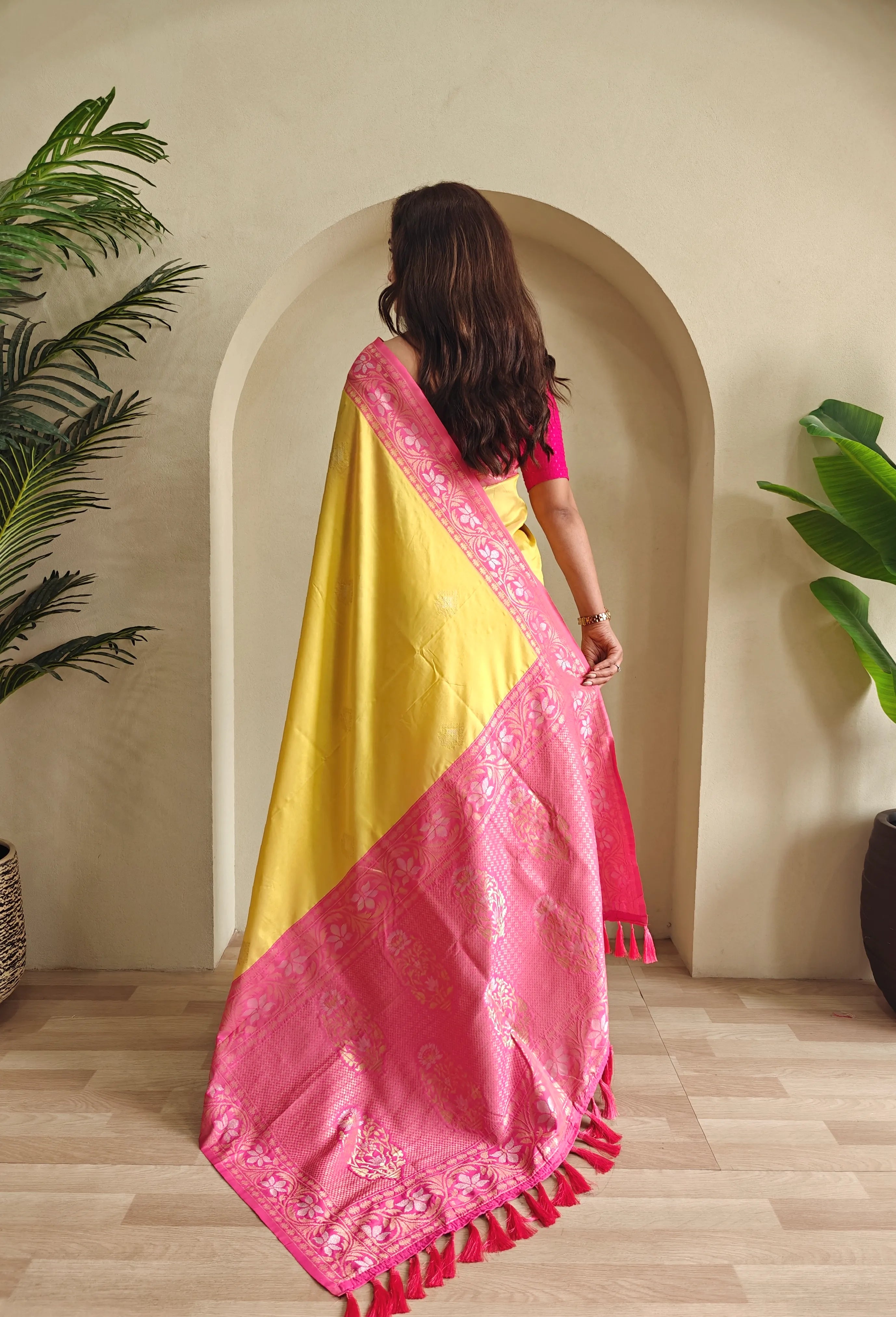 Dual Tone Designer Banarasi Soft Silk Saree