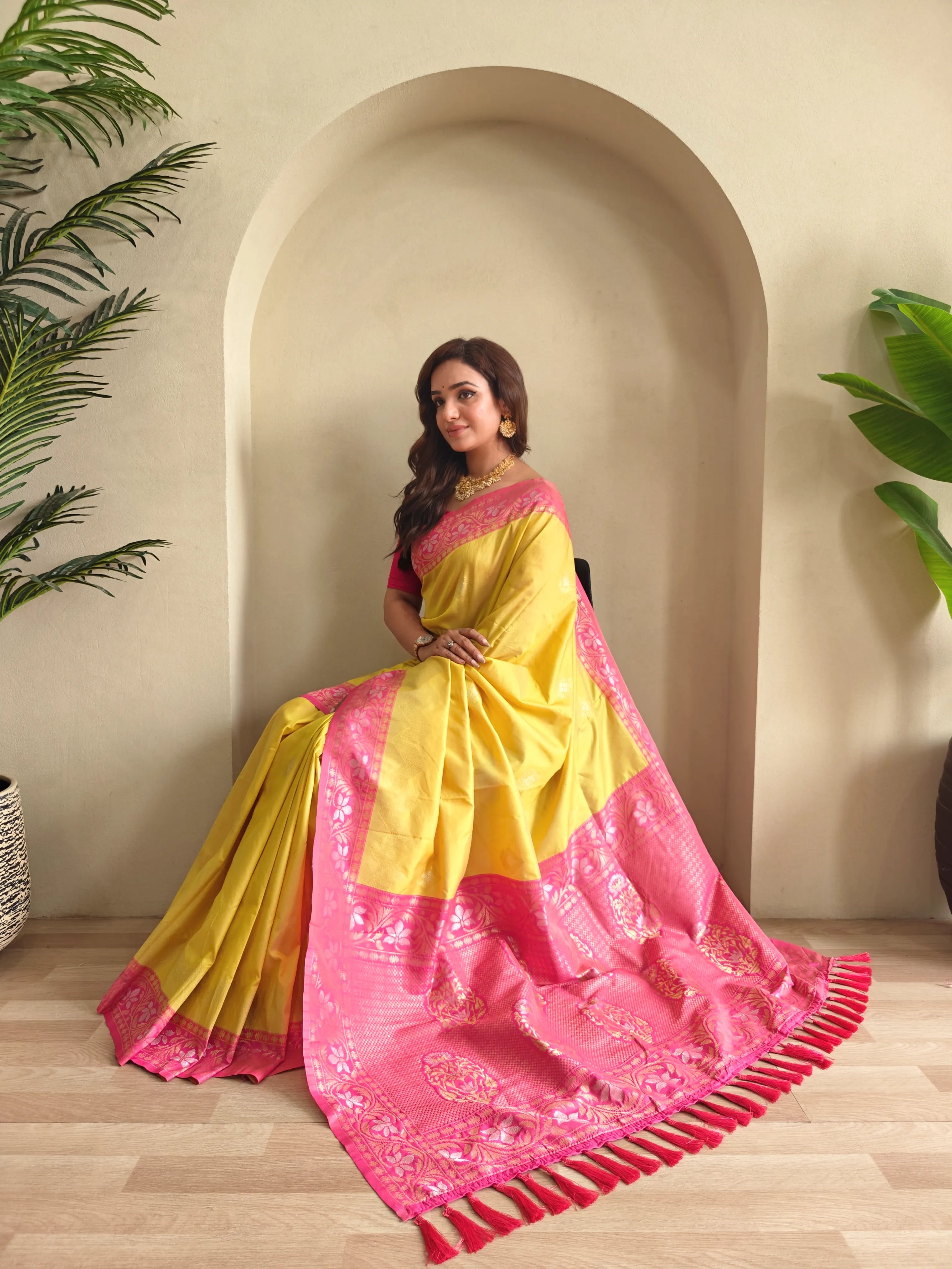 Dual Tone Designer Banarasi Soft Silk Saree