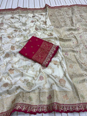 Dola Silk Flower Jaal Premium Banarasi Saree