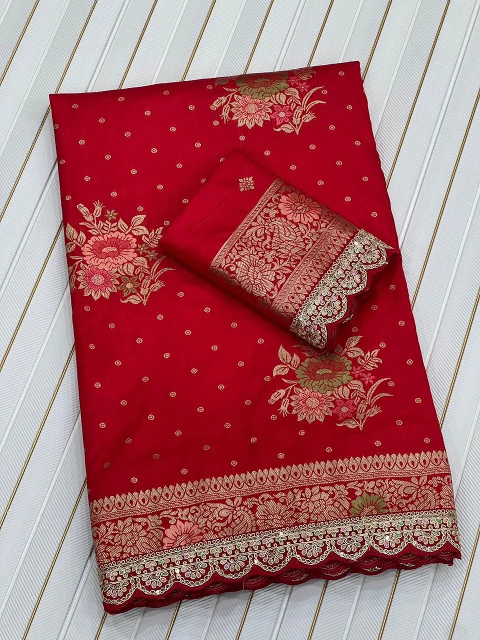Dolla Silk Embroidery Work Lace Banarasi Saree