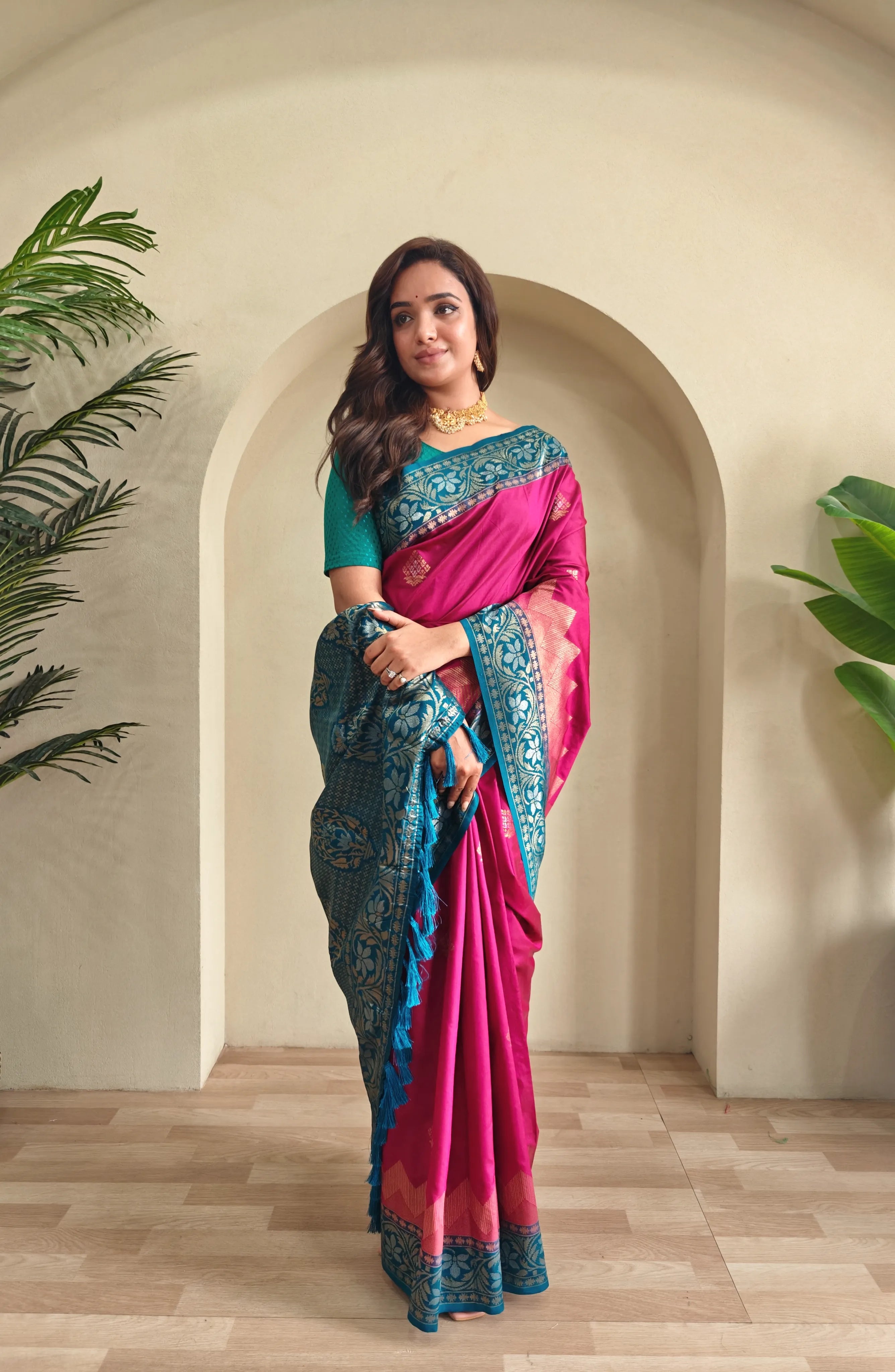 Dual Tone Designer Banarasi Soft Silk Saree