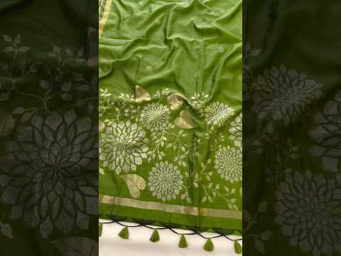 Soft Khadi Raw Silk Floral Pallu Saree