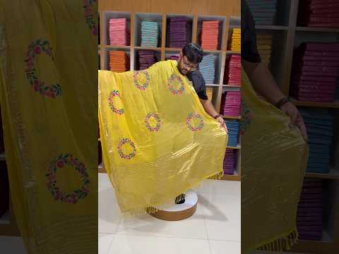 Viscose Georgette Embroidery Crown Thread Work Saree