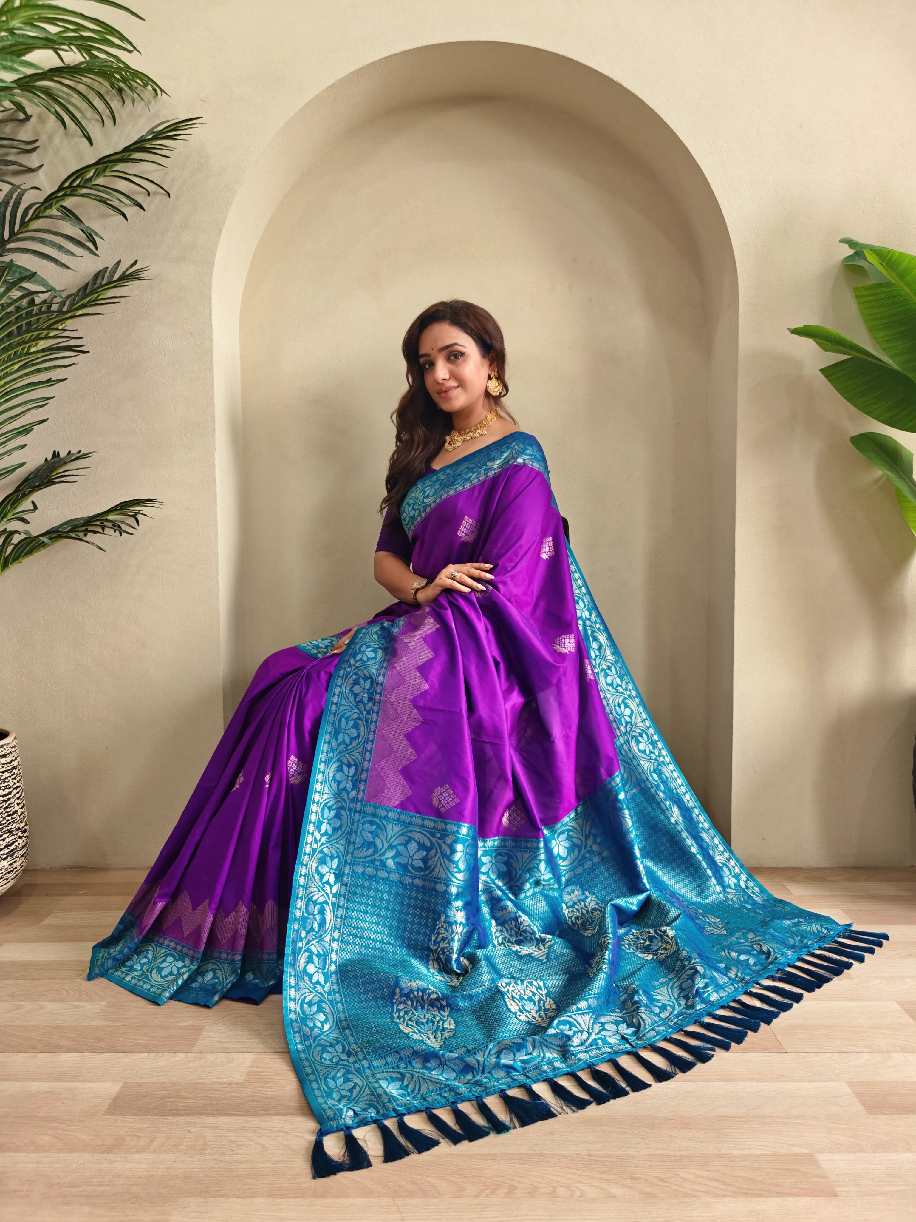 Dual Tone Designer Banarasi Soft Silk Saree