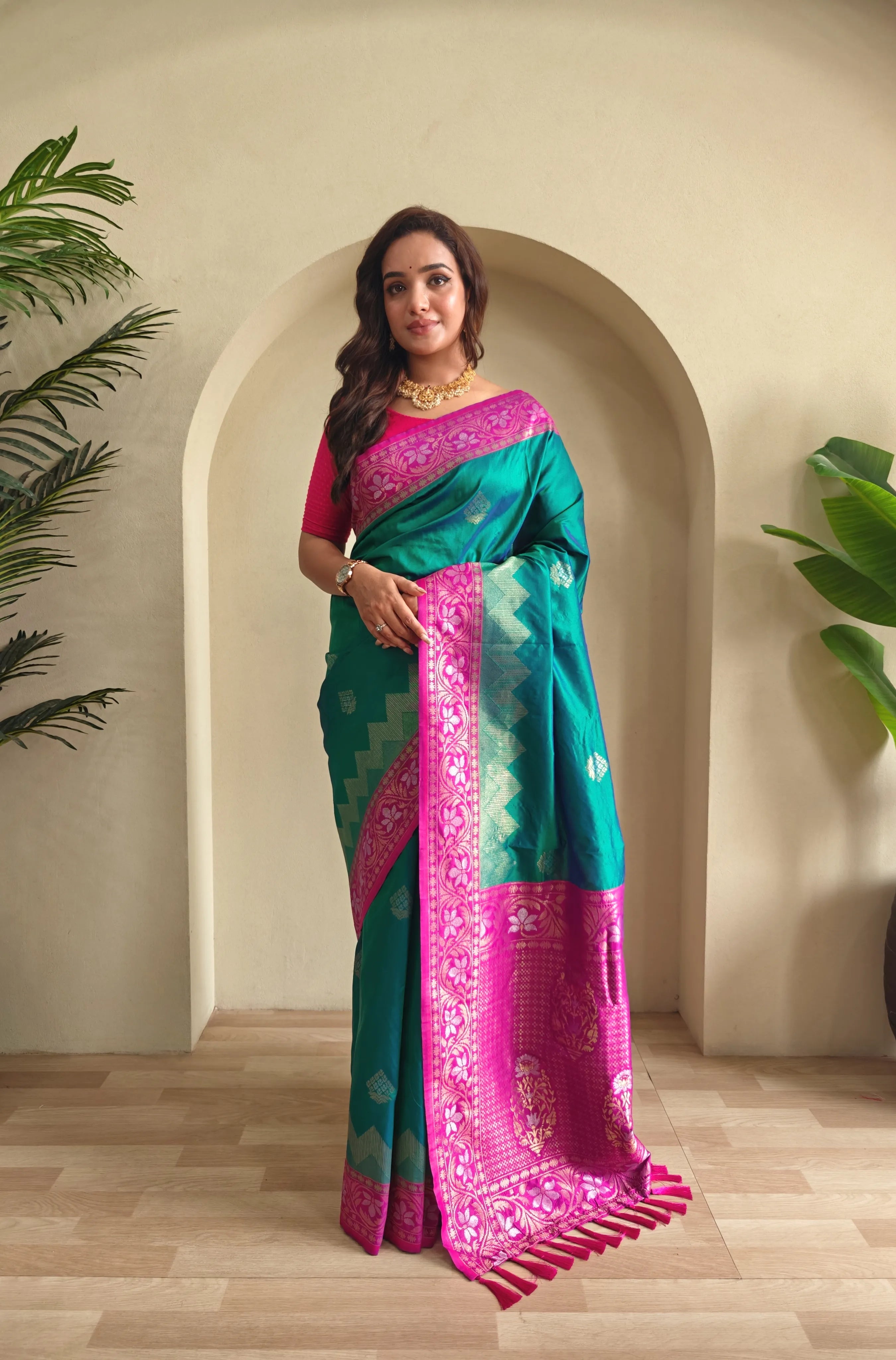 Dual Tone Designer Banarasi Soft Silk Saree